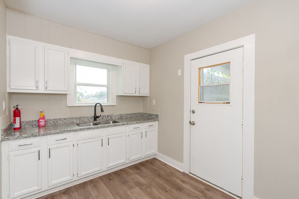 1210 Avenue A Property Photo 11