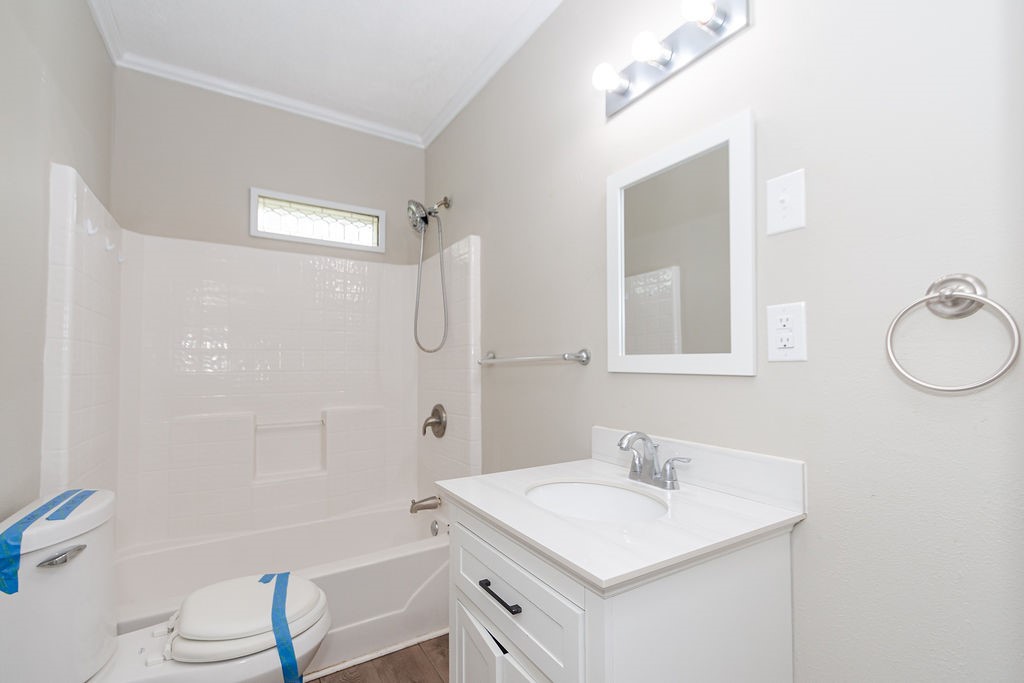 1210 Avenue A Property Photo 19