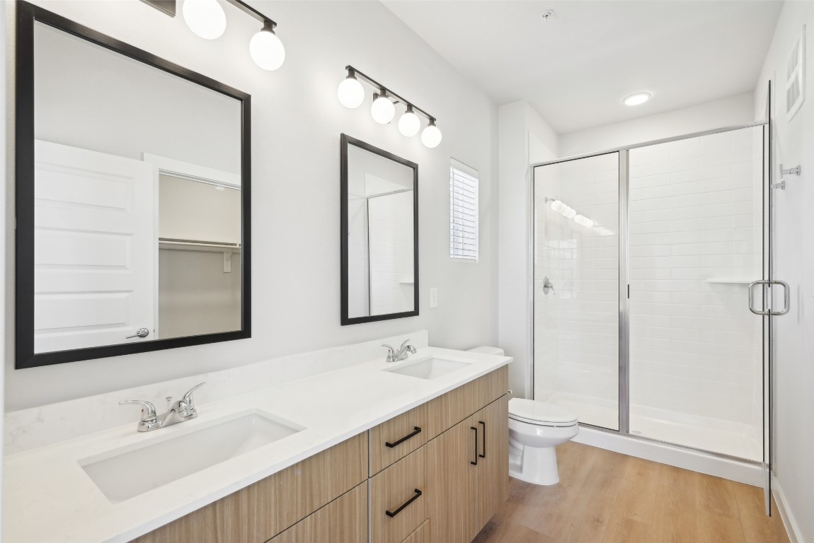 3651-611 S Custer Road Property Photo 22