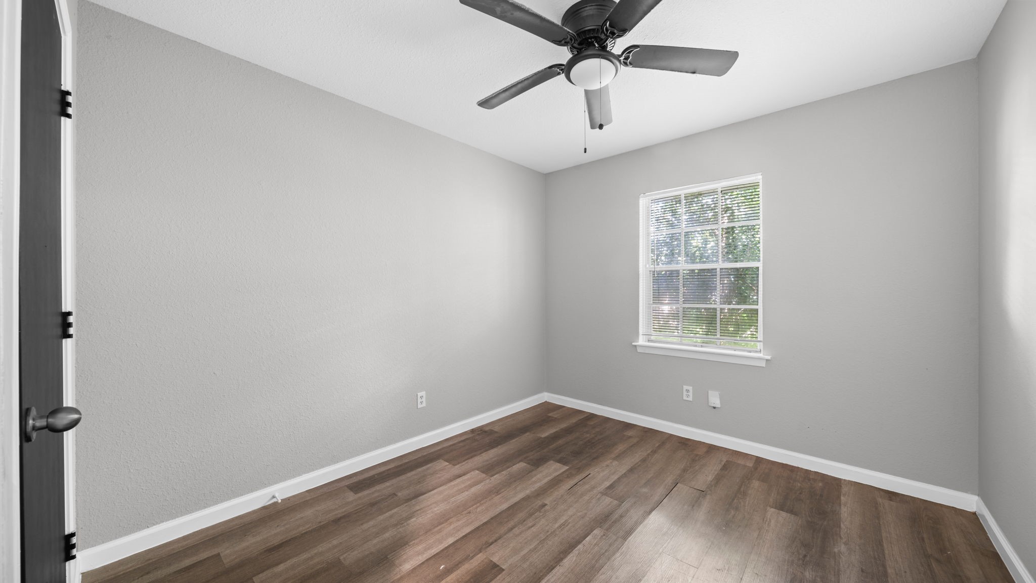 5242 Greylog Drive Property Photo 15