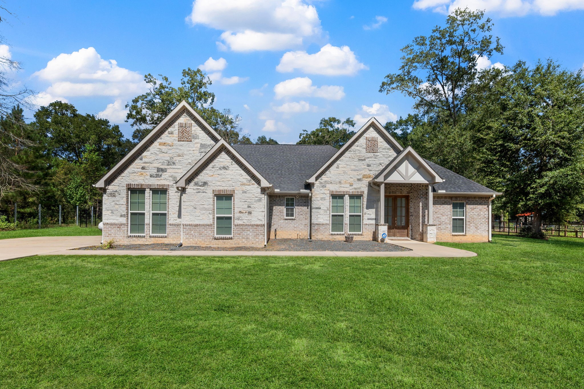 7815 Timber Switch Road Property Photo 1