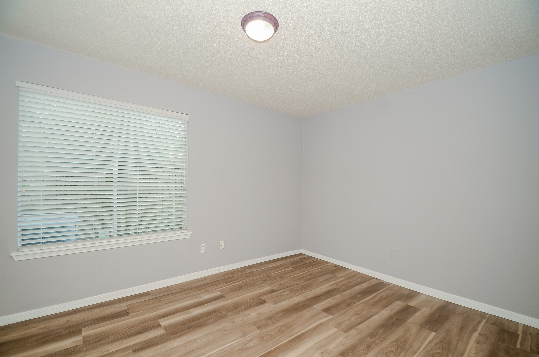 12722 Ashford Brook Drive Property Photo 10