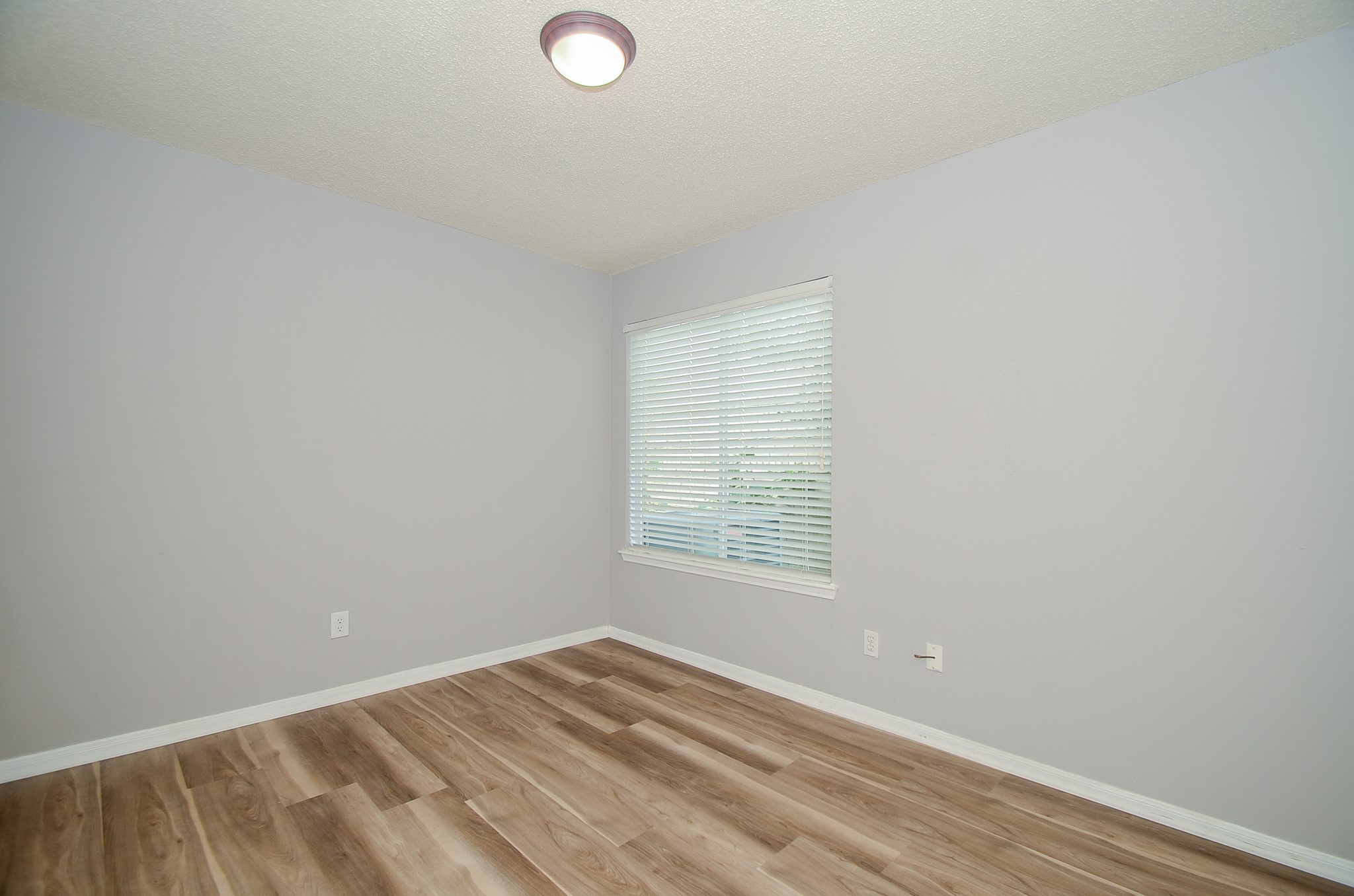 12722 Ashford Brook Drive Property Photo 11