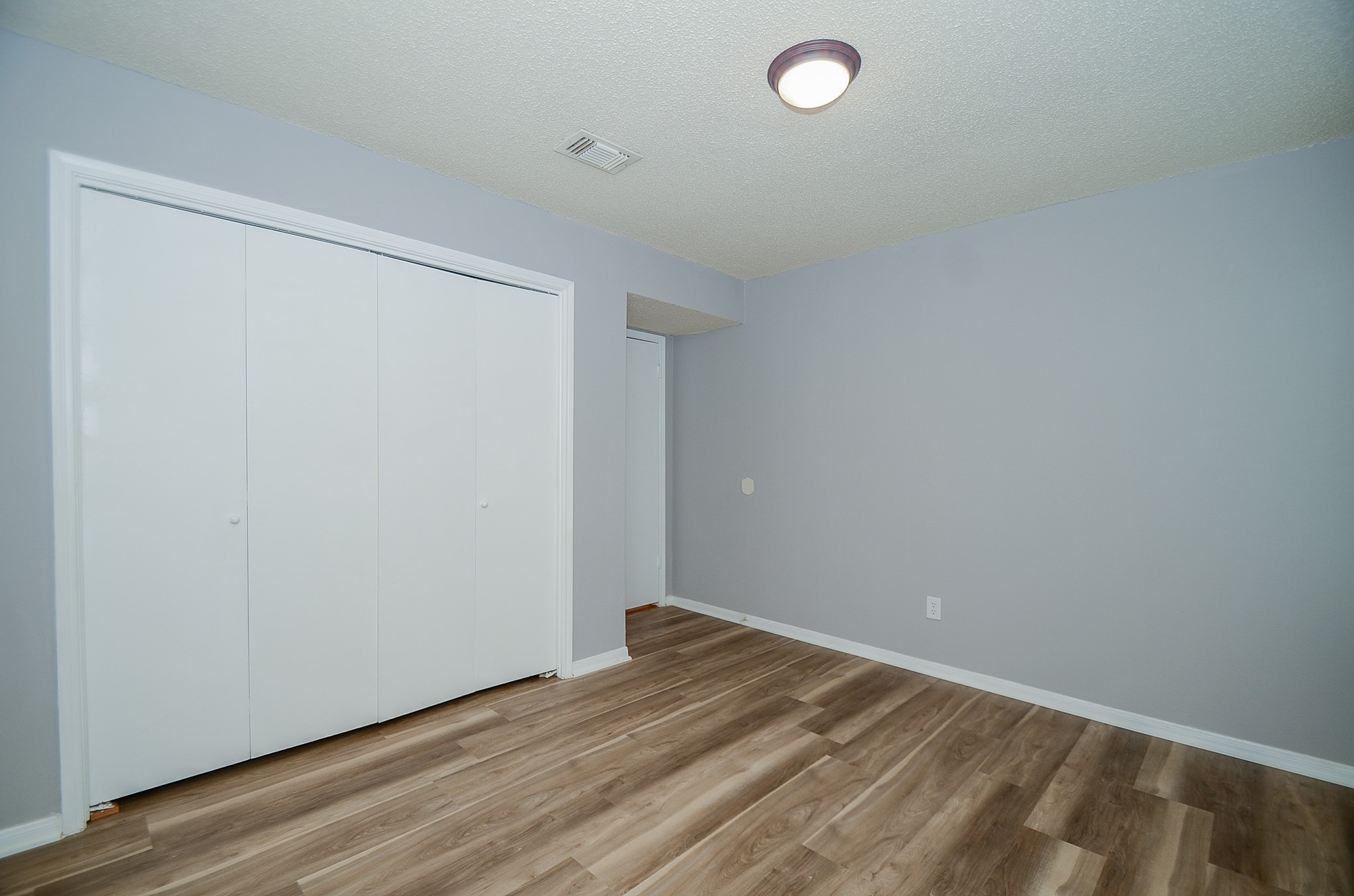 12722 Ashford Brook Drive Property Photo 12