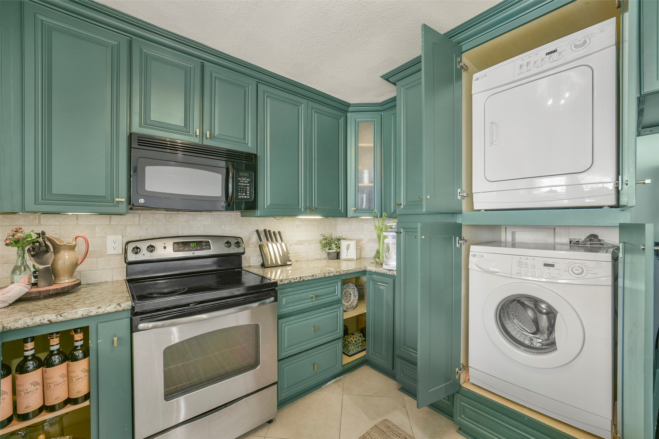 2333 Bering Drive 322 Property Photo 14