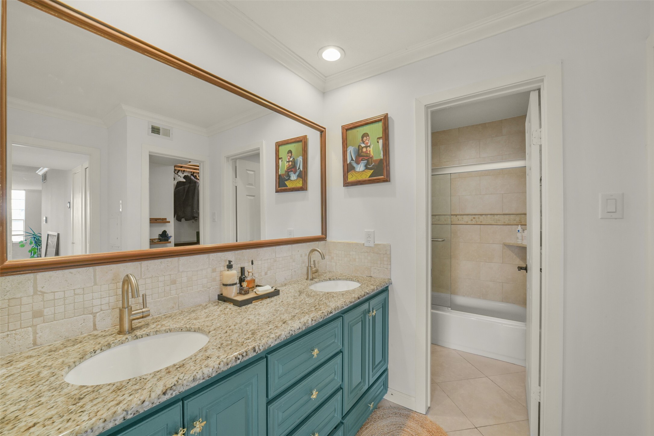 2333 Bering Drive 322 Property Photo 19
