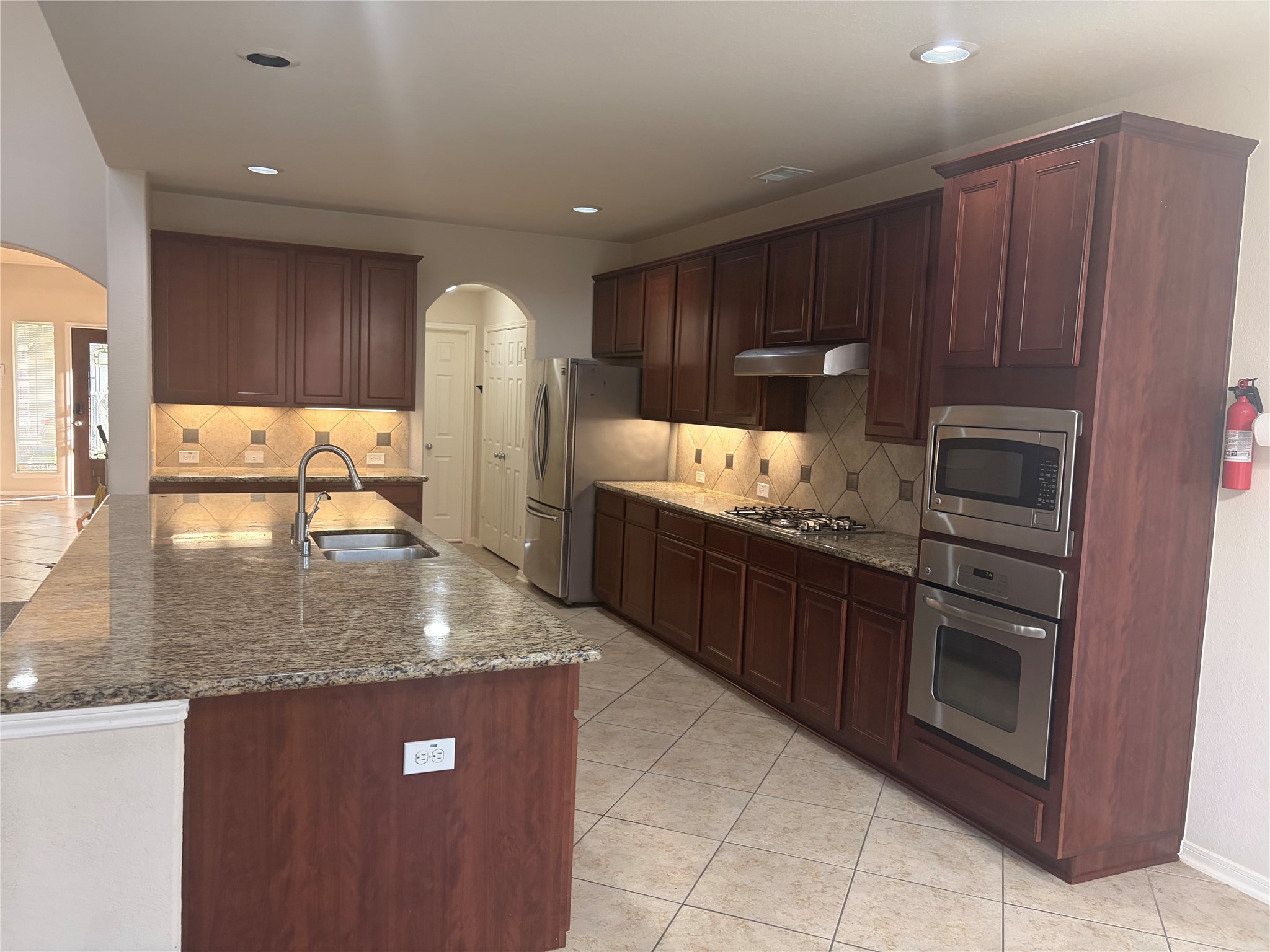 1230 Martinez Court Property Photo 9