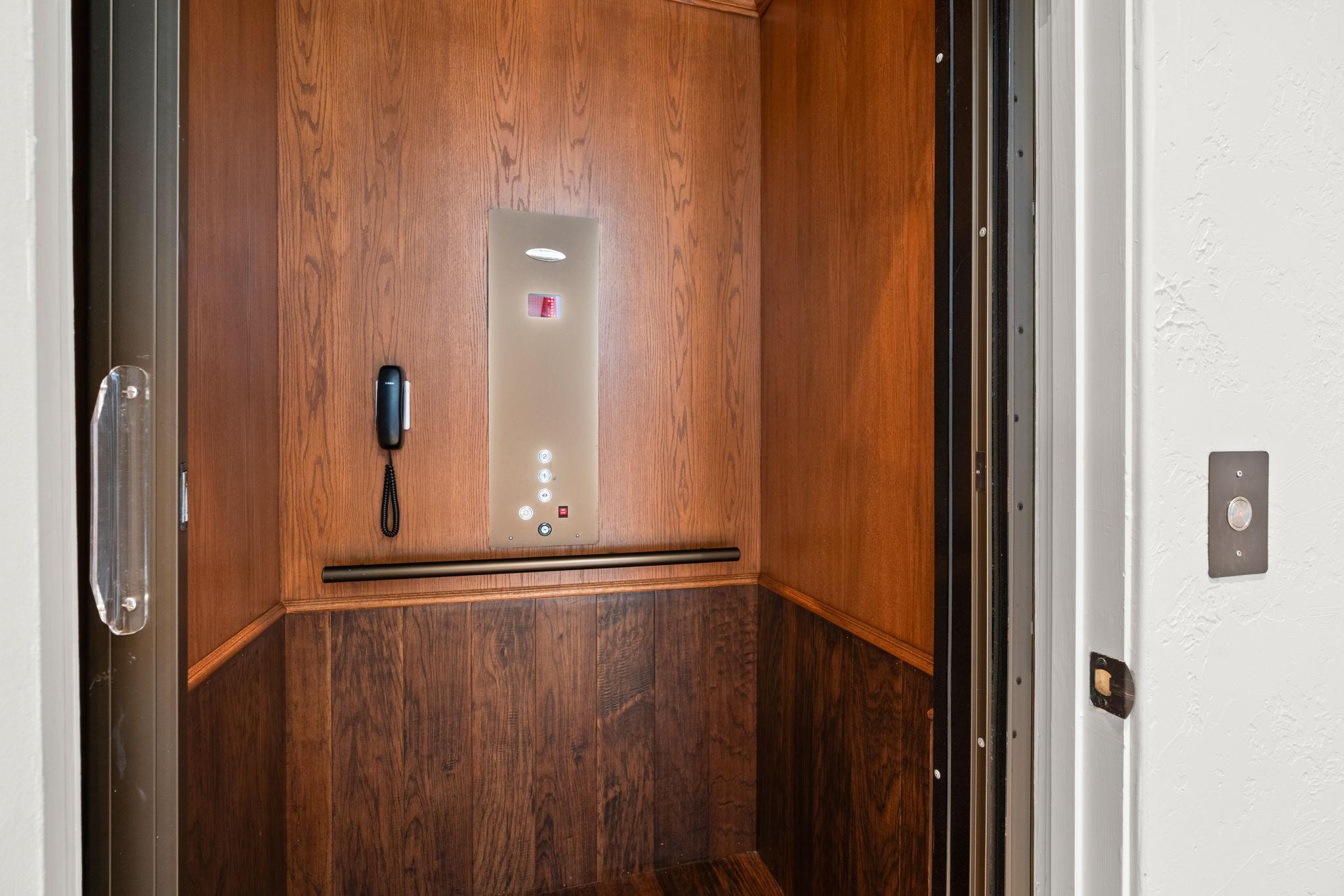 64 Benthaven W Property Photo 34