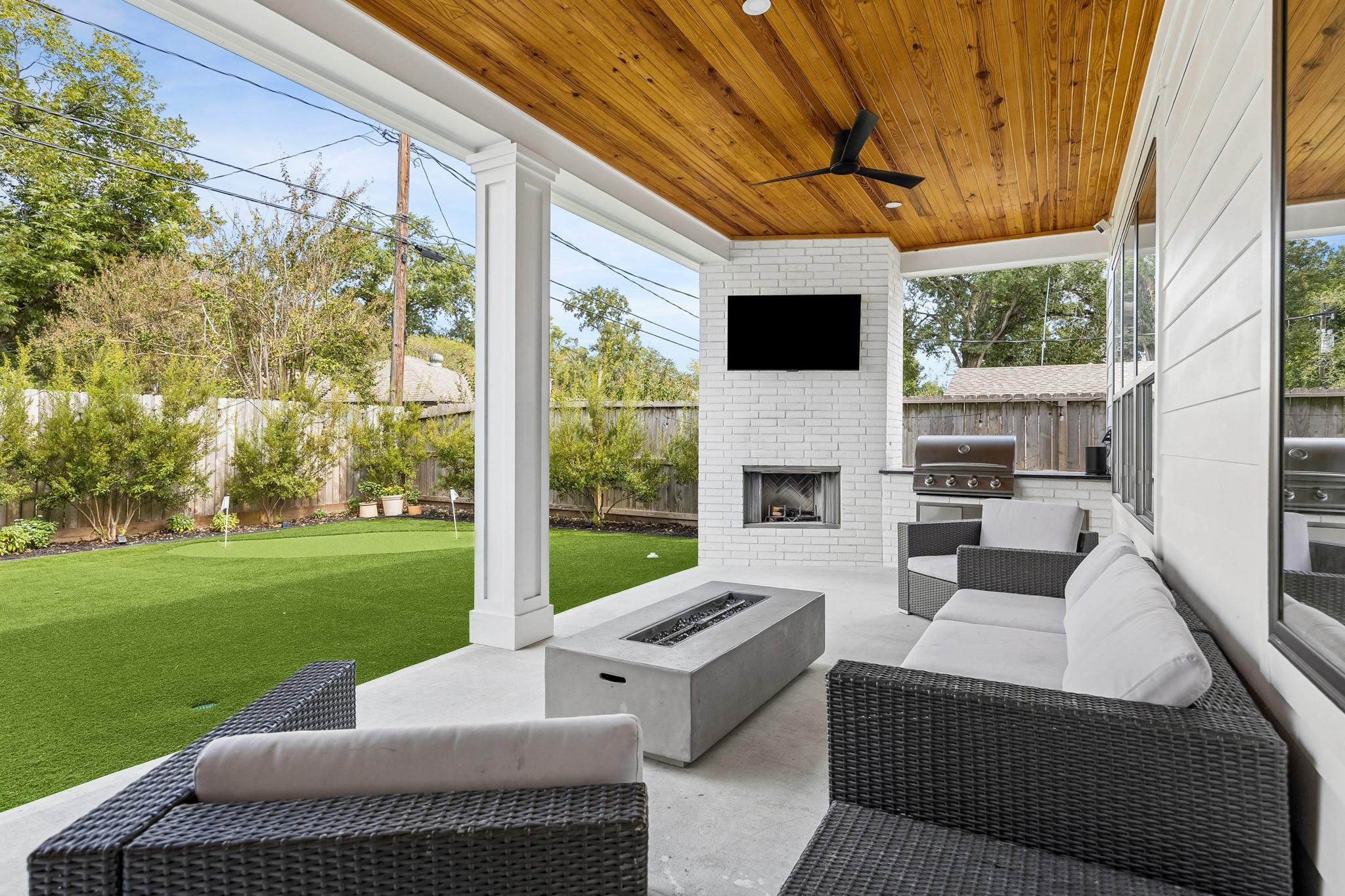 1030 Chamboard Lane, Houston Tx 77018 Property Photo 21