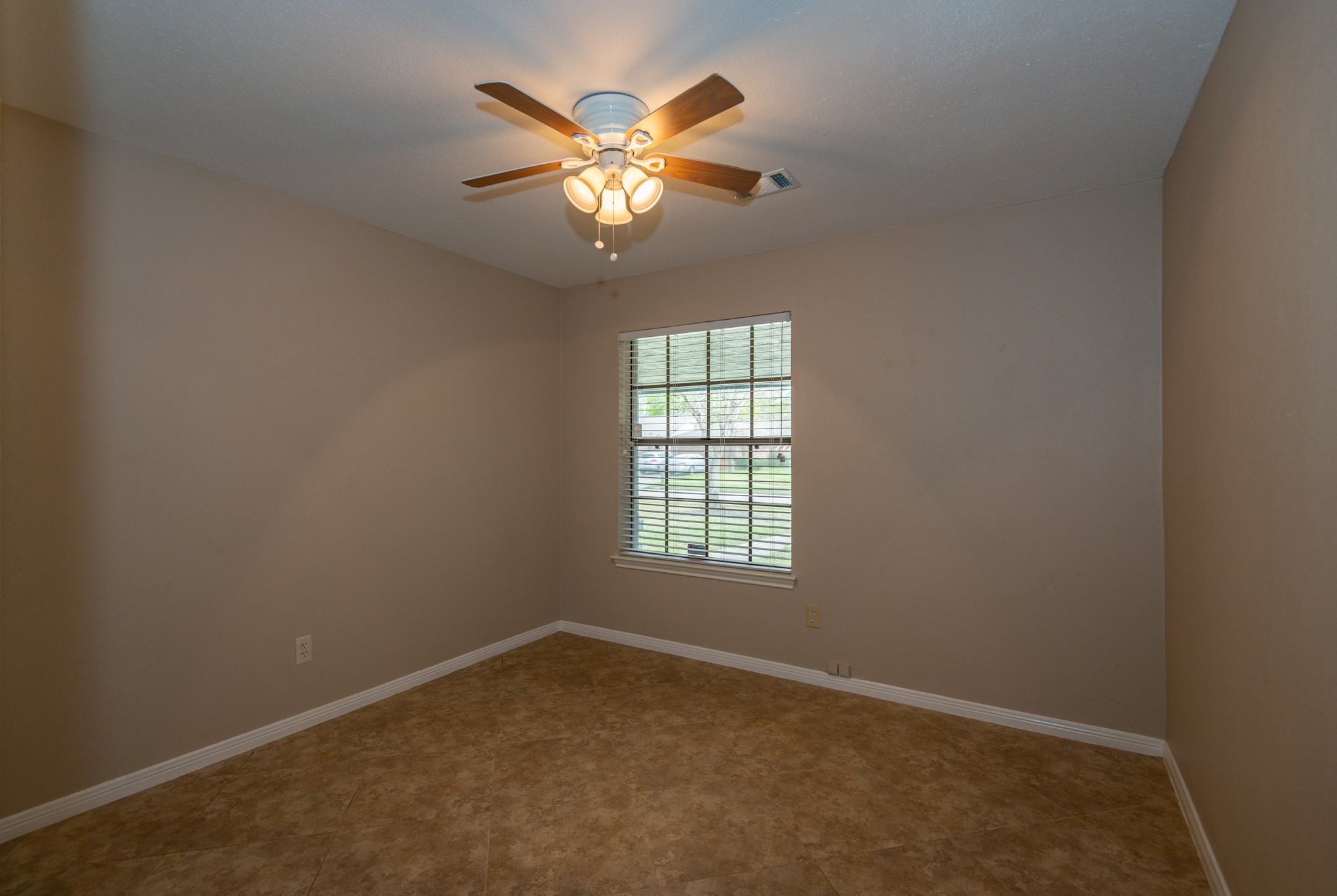 12034 Paddock Way Property Photo 13