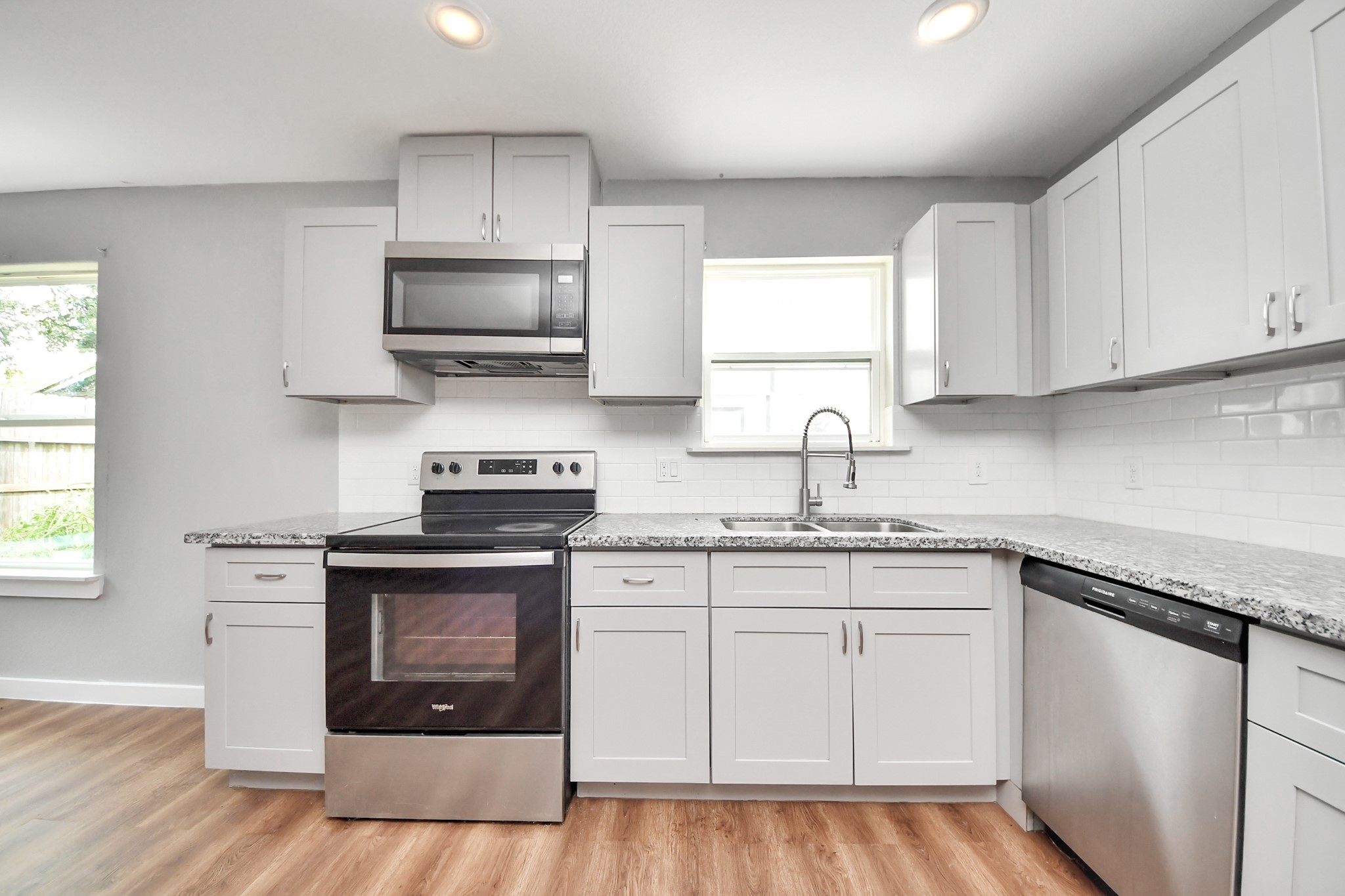 8125 Eastover Street B Property Photo 7
