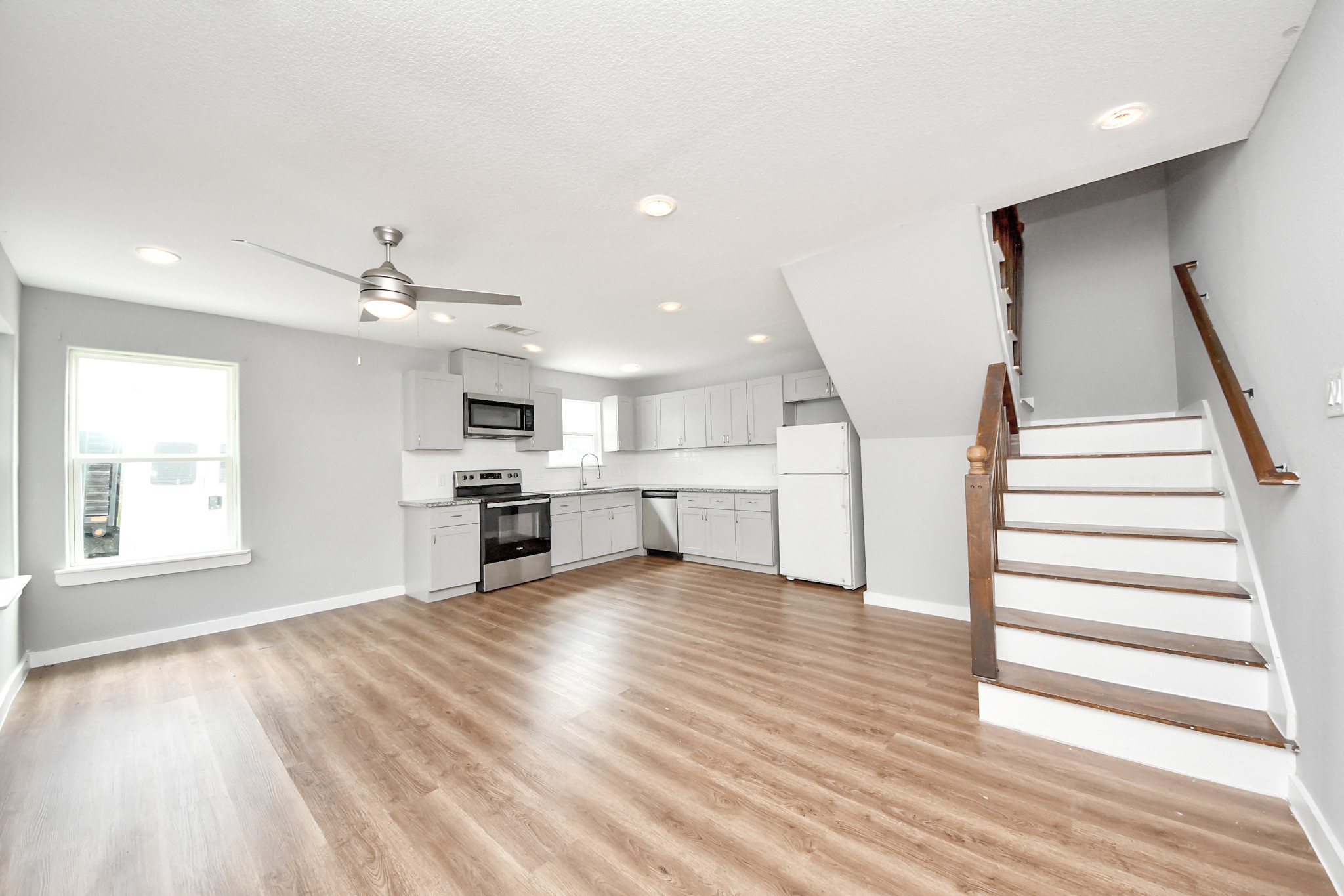 8125 Eastover Street B Property Photo 10