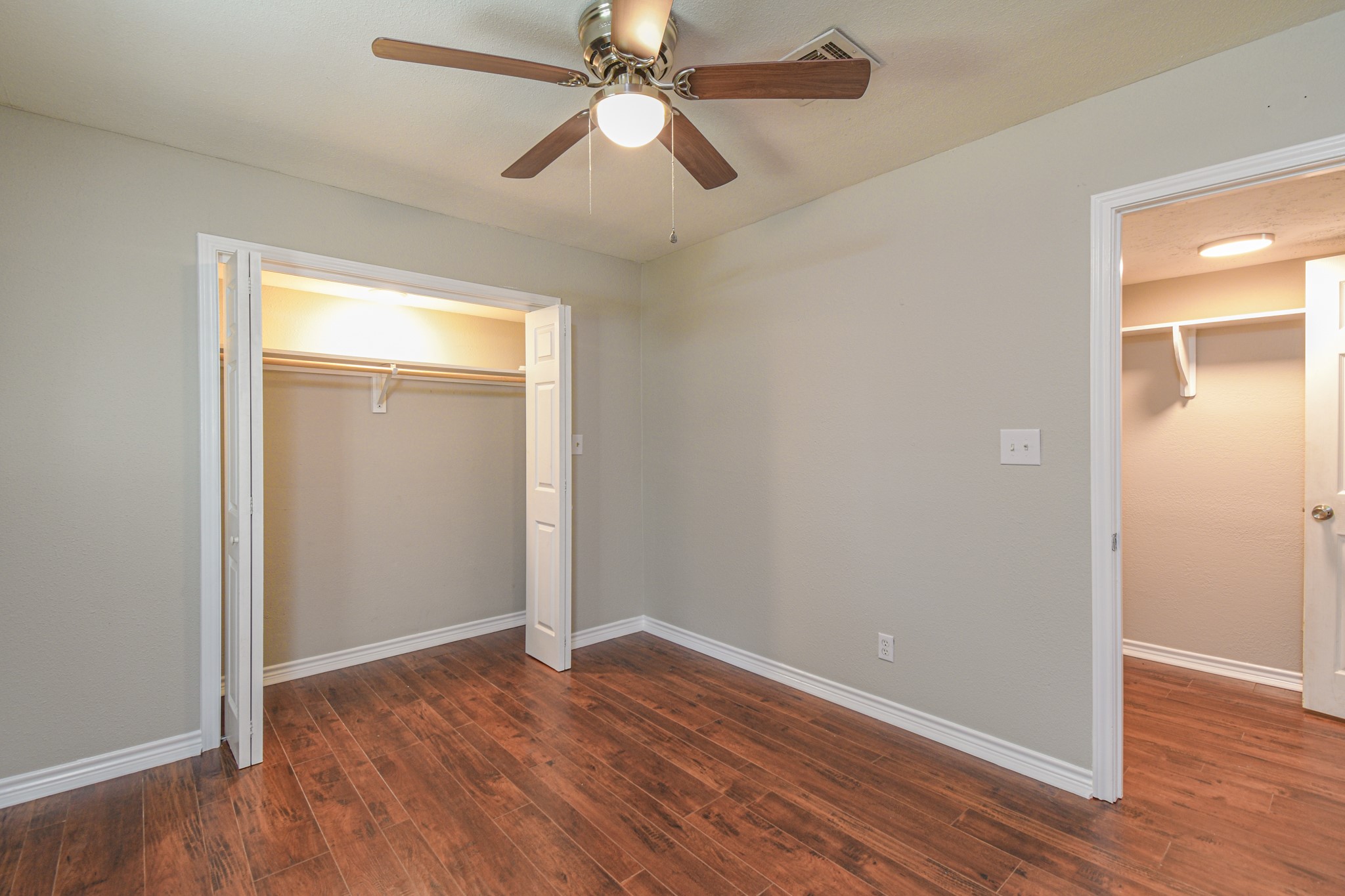 507 Sioux River Road Property Photo 11
