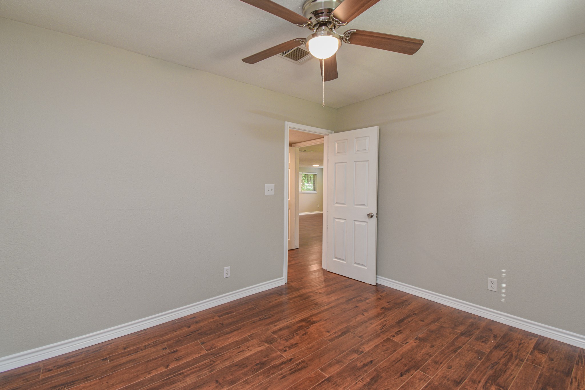 507 Sioux River Road Property Photo 19