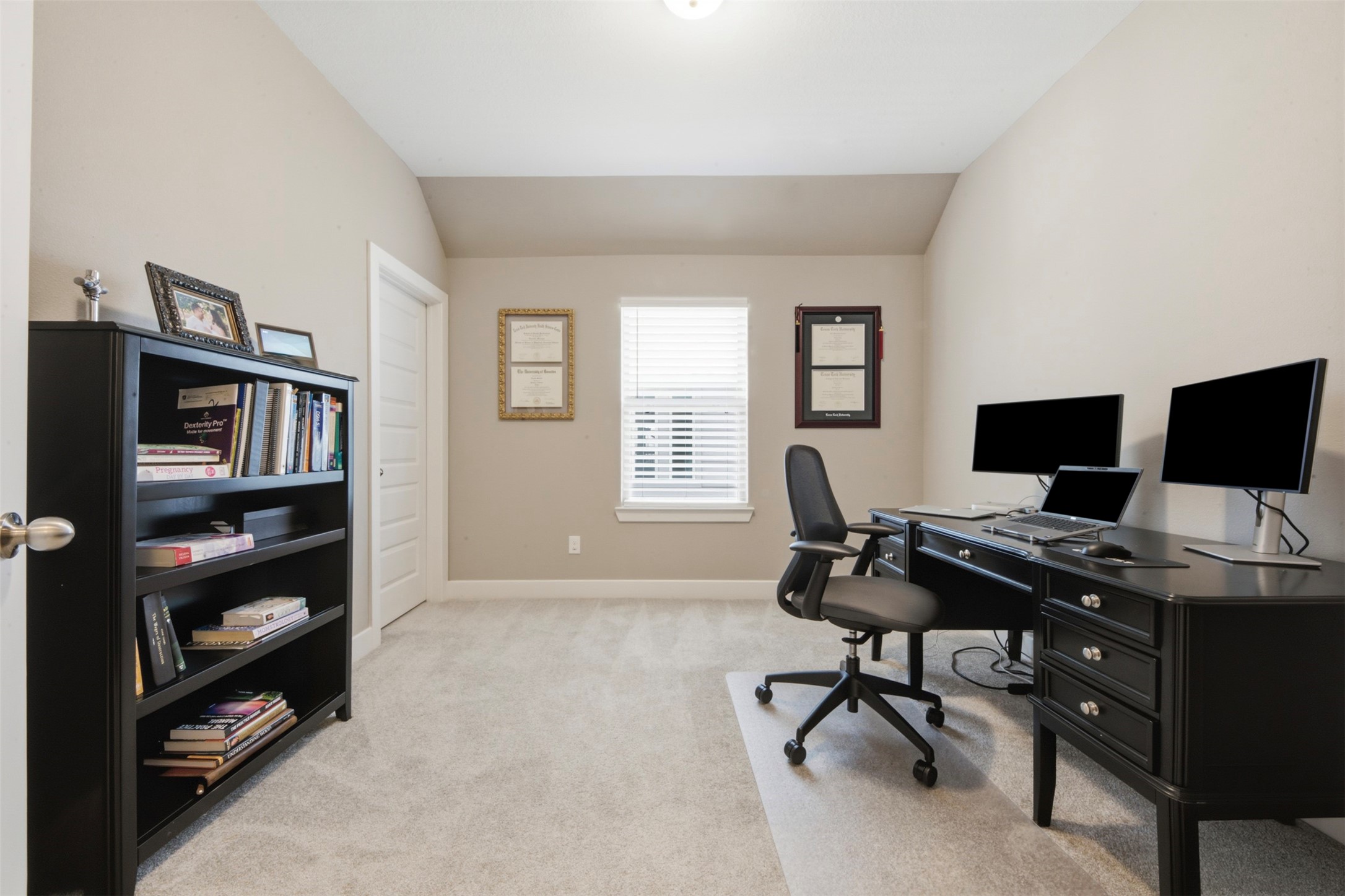 7030 Anacua Berry Circle Property Photo 28