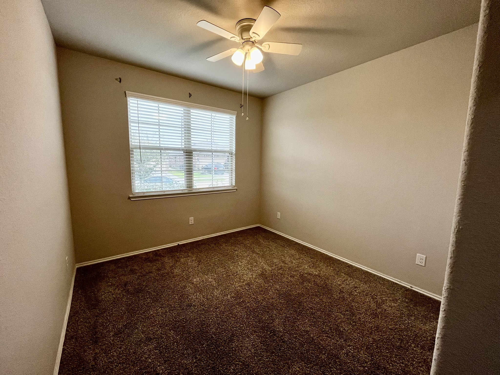 5443 Redwood Summit Lane Property Photo 4