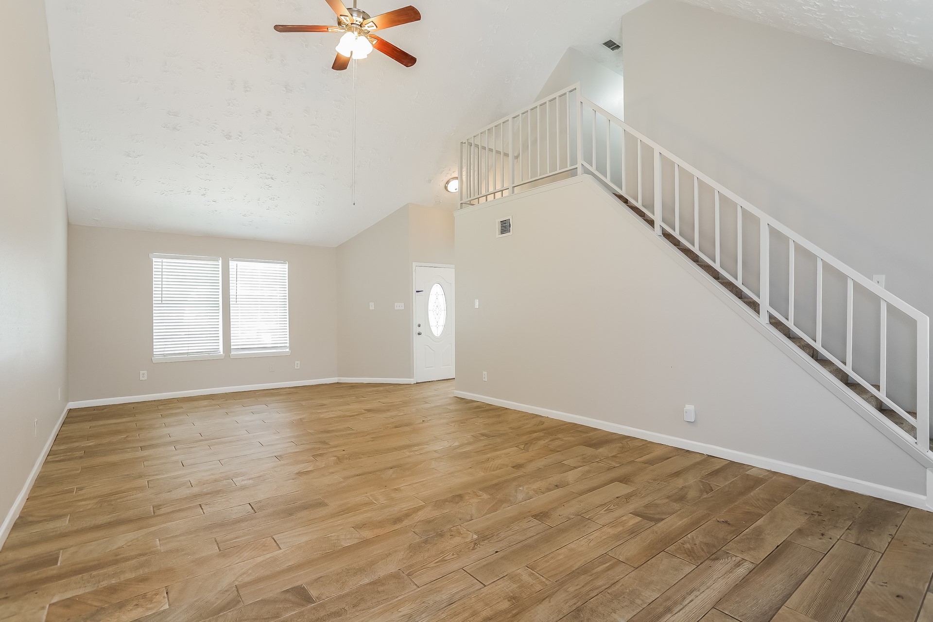 20239 Misty Pines Drive Property Photo 3