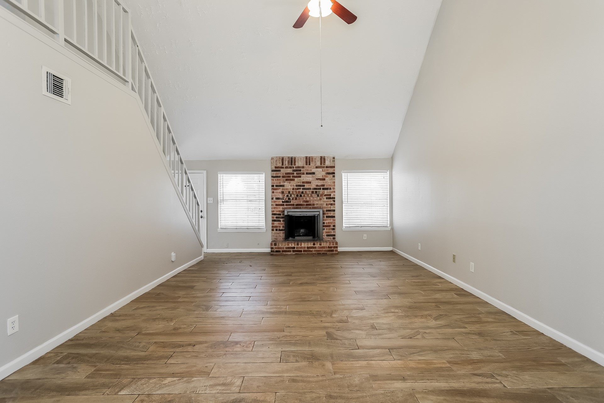 20239 Misty Pines Drive Property Photo 4