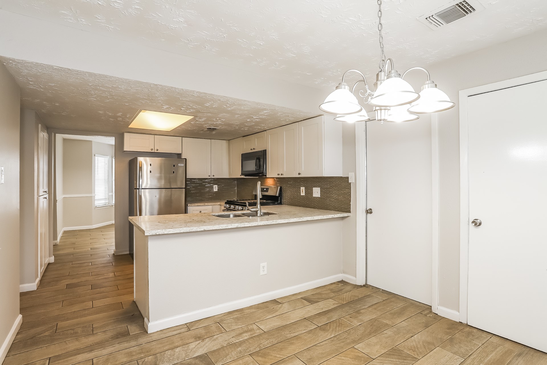 20239 Misty Pines Drive Property Photo 6