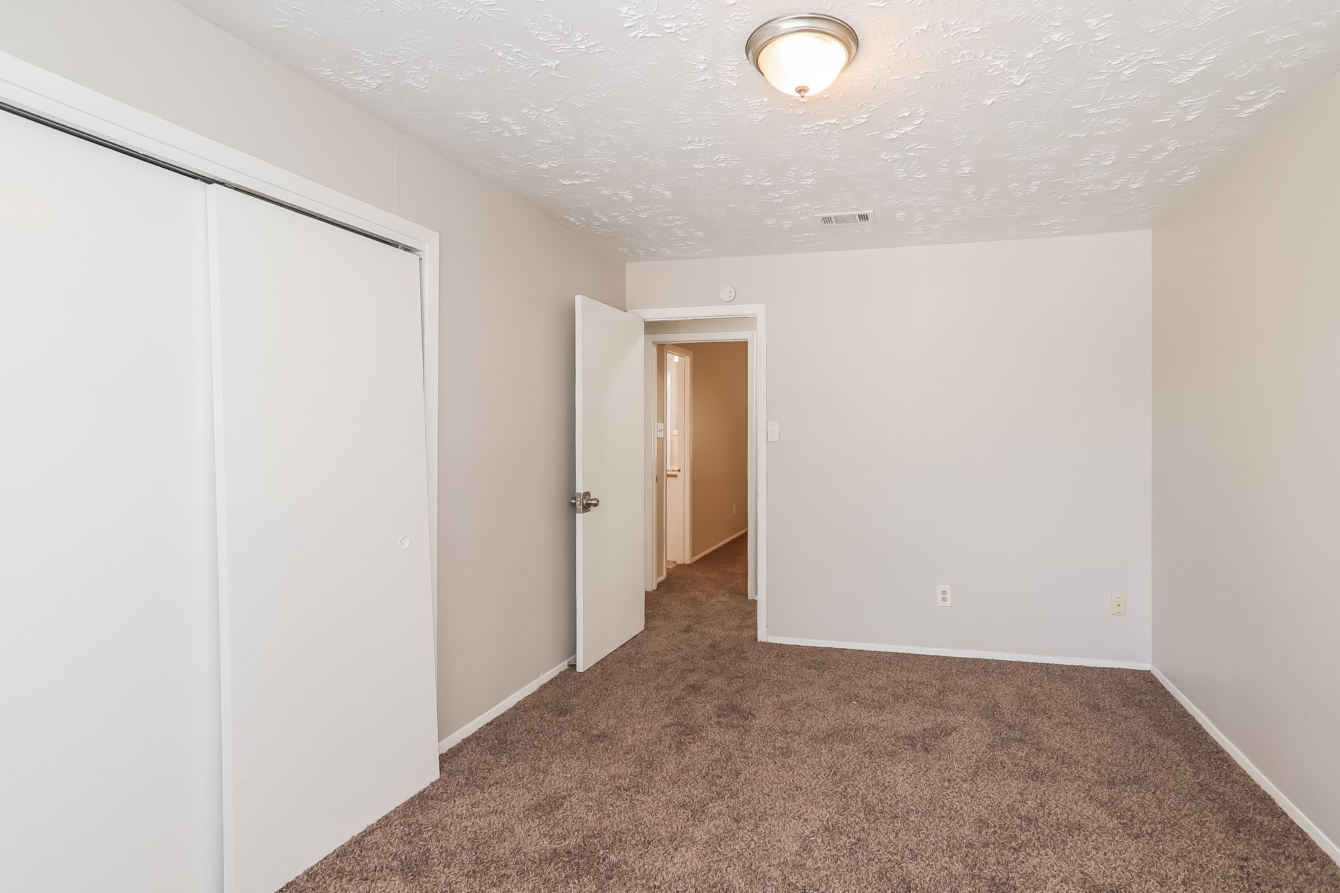20239 Misty Pines Drive Property Photo 9