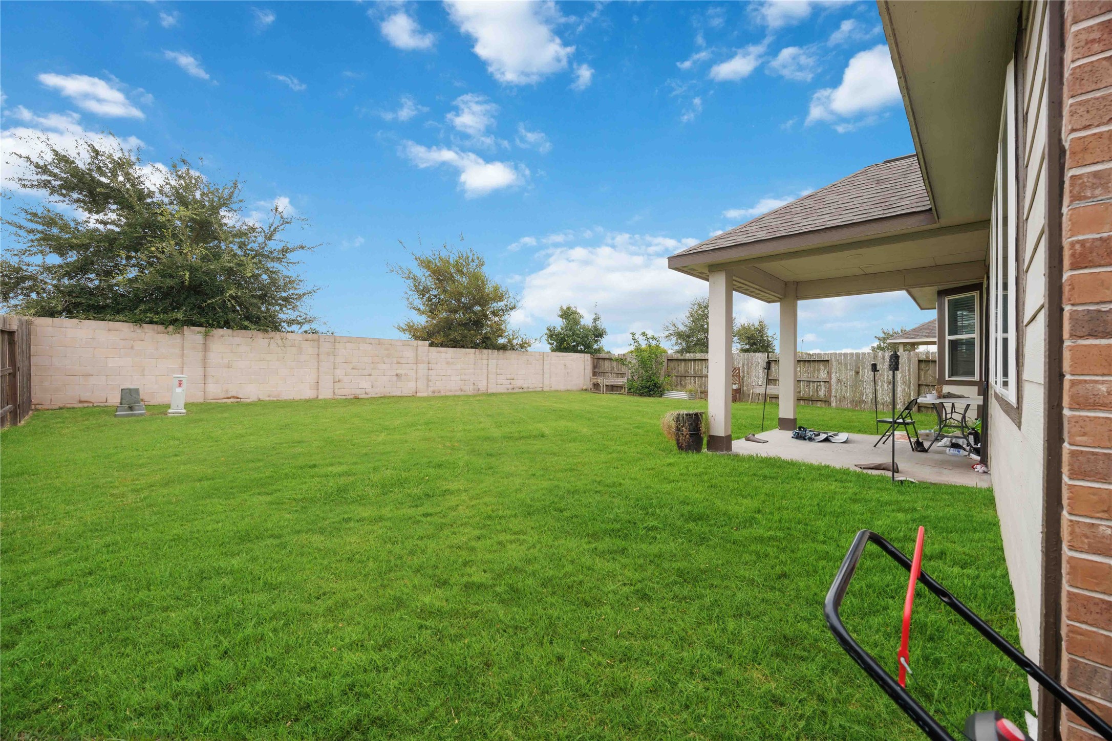 10601 Clouds Rest Drive Property Photo 27