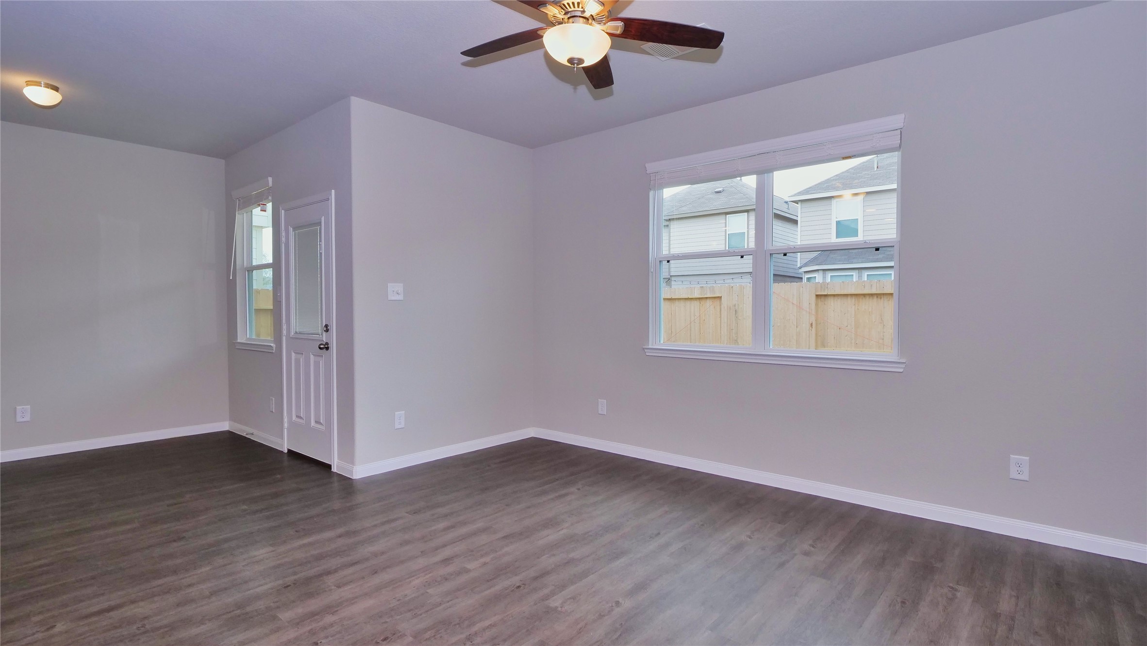 24519 Lorenzo Glaze Trail Property Photo 9