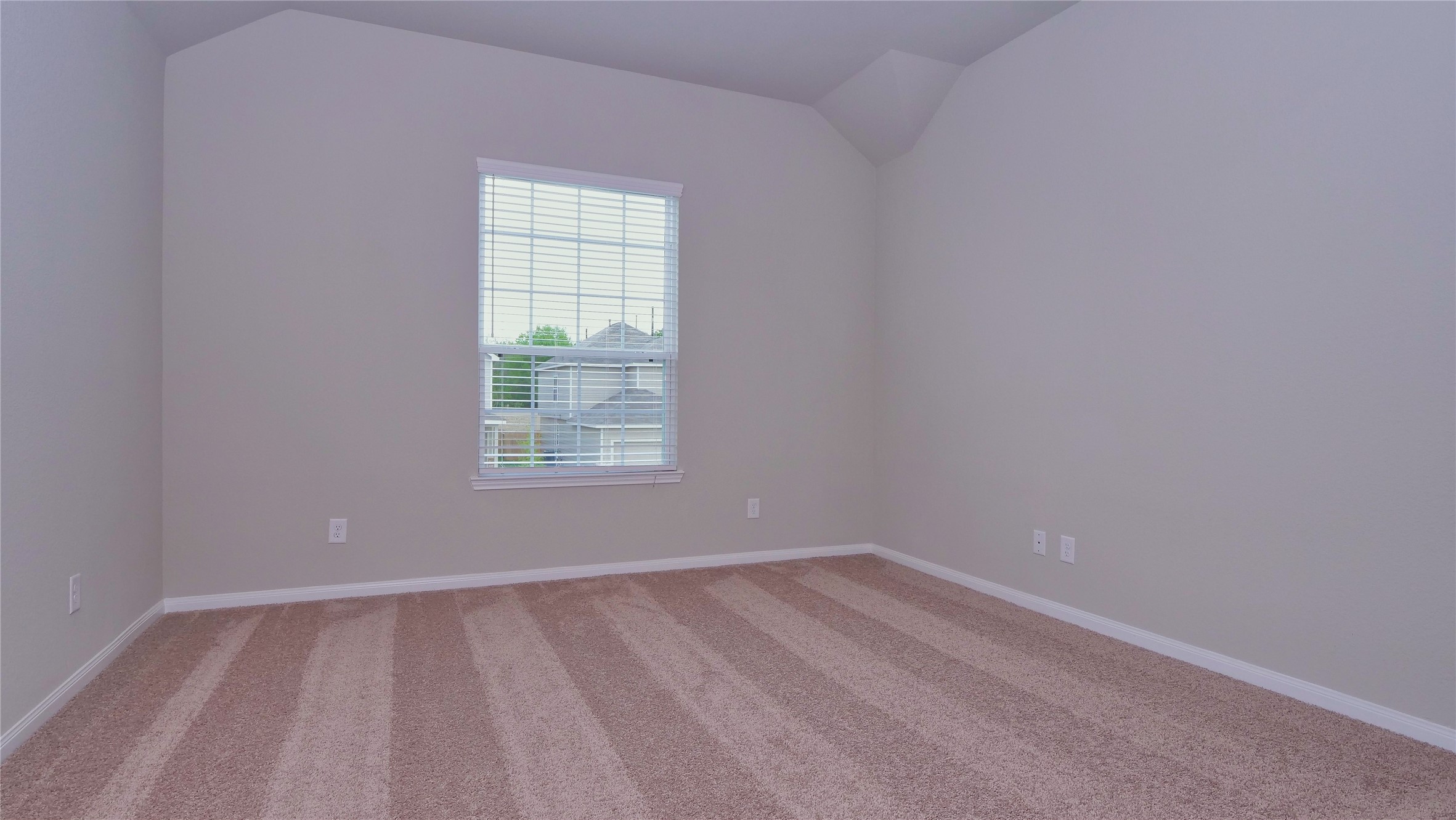 24519 Lorenzo Glaze Trail Property Photo 10