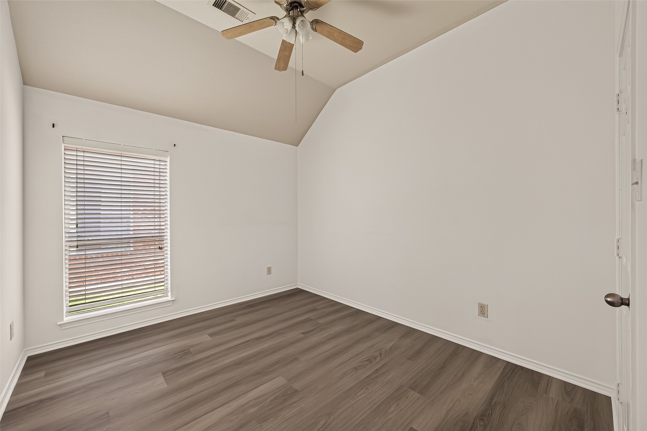 20218 Benton Springs Lane Property Photo 29