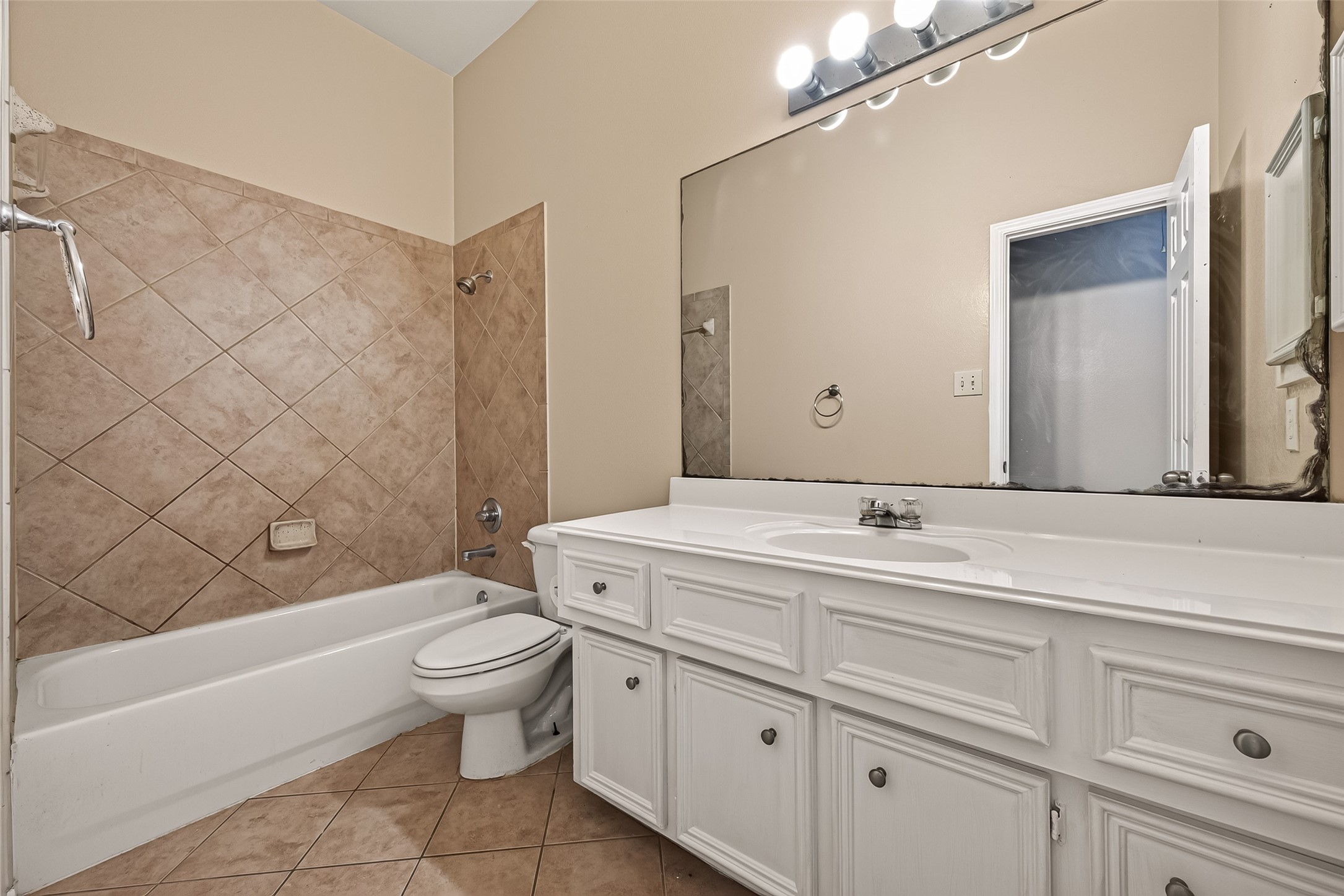 20218 Benton Springs Lane Property Photo 31