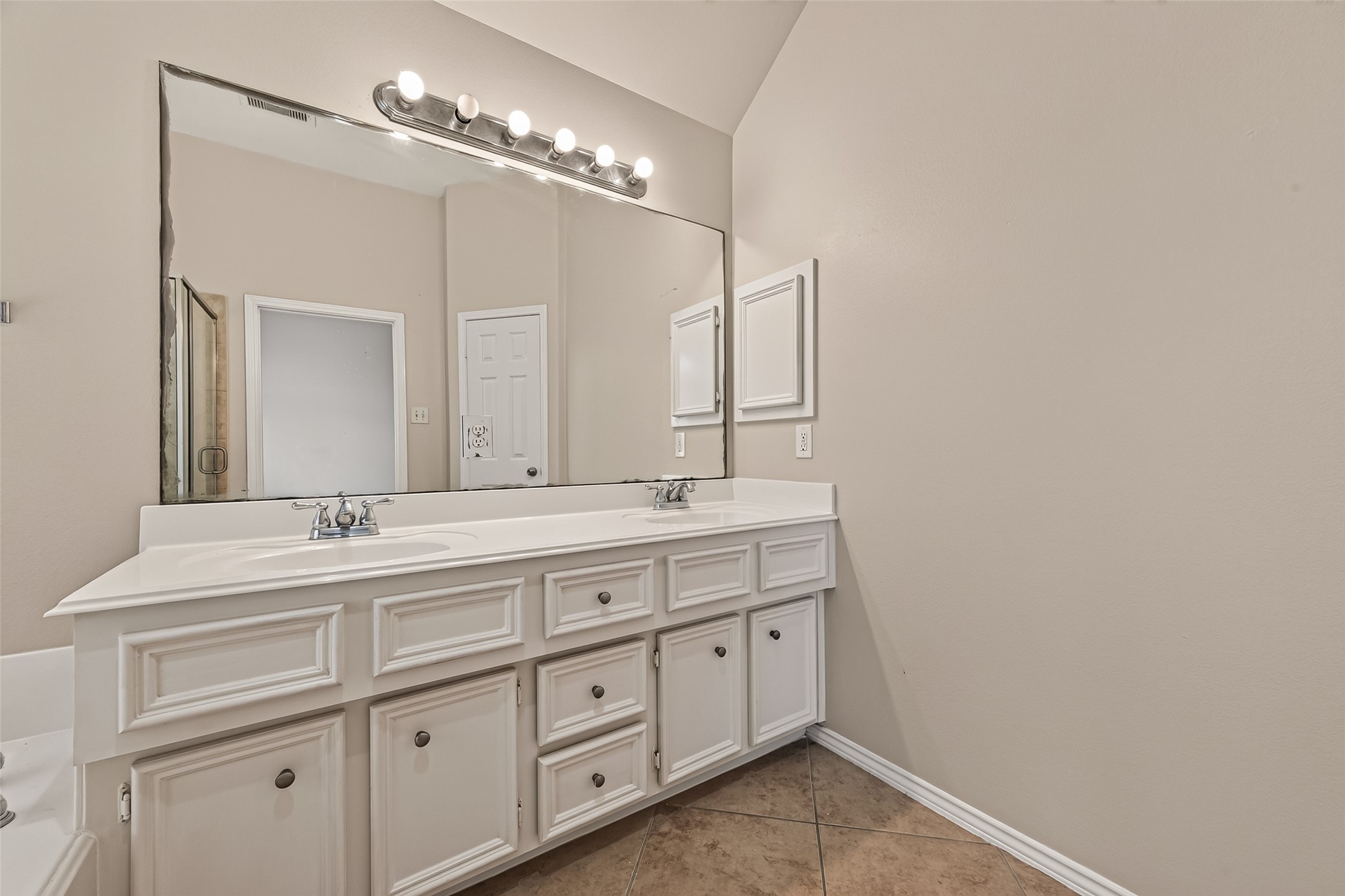 20218 Benton Springs Lane Property Photo 36