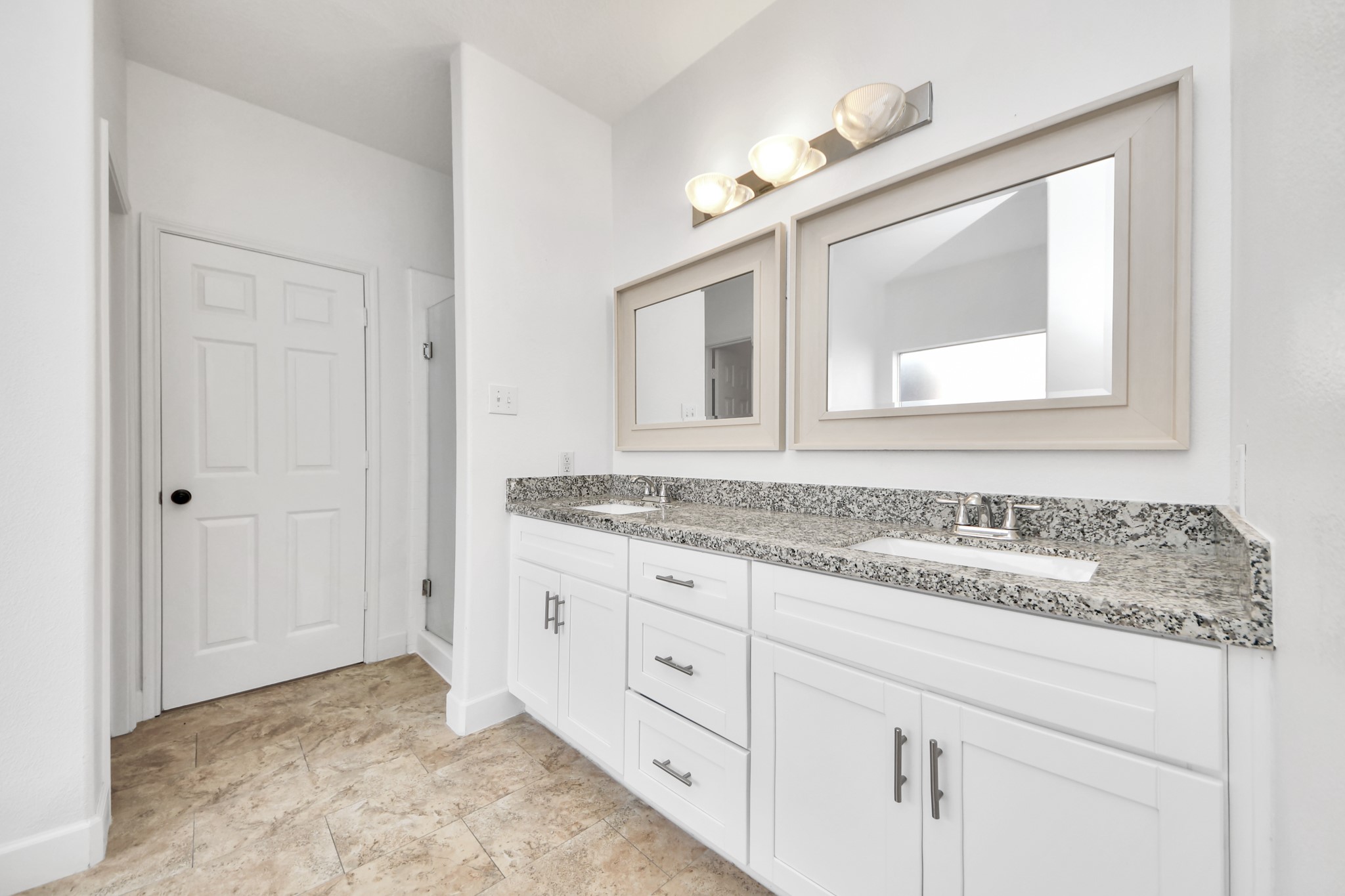 13515 Scarab Drive Property Photo 17