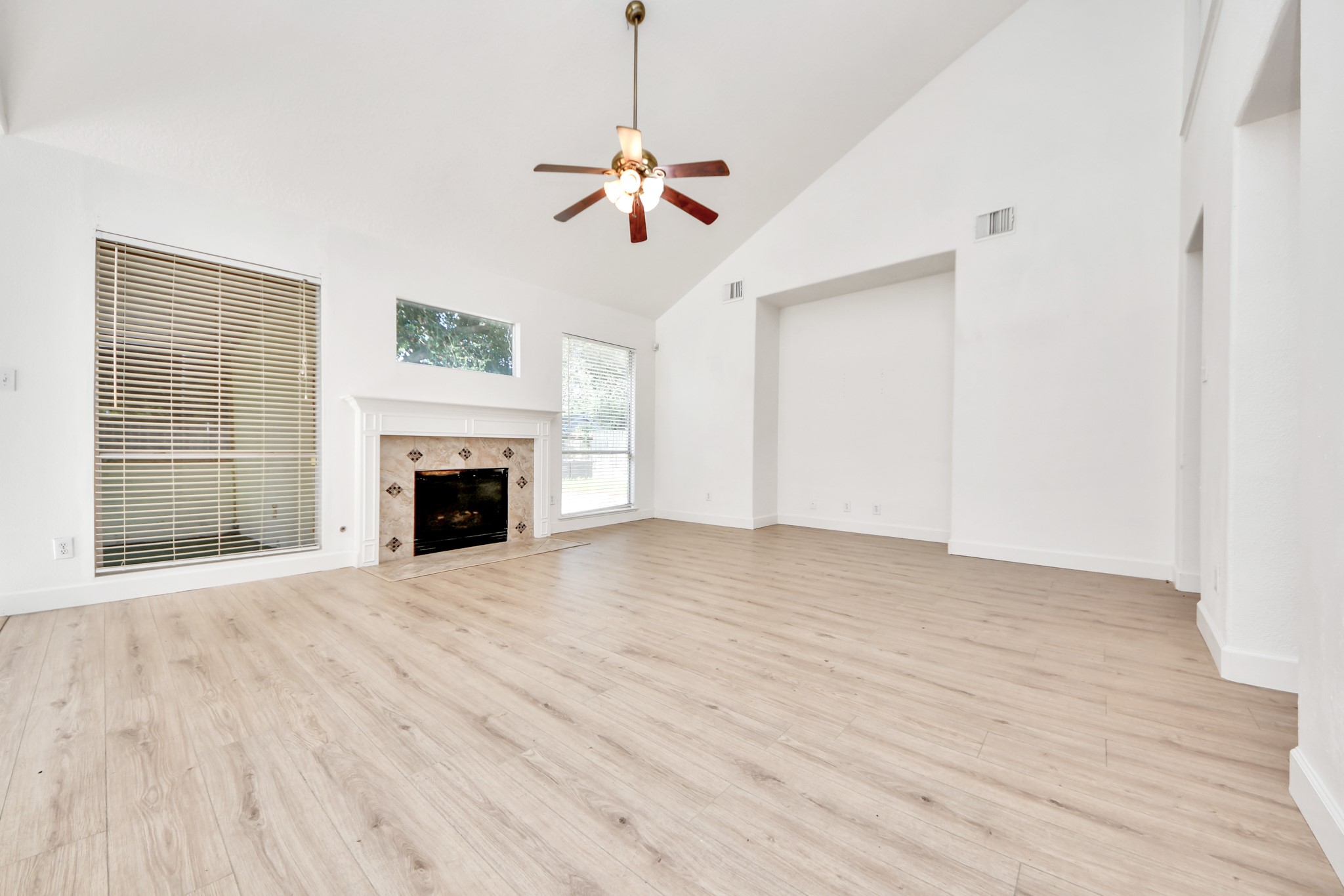 13515 Scarab Drive Property Photo 25