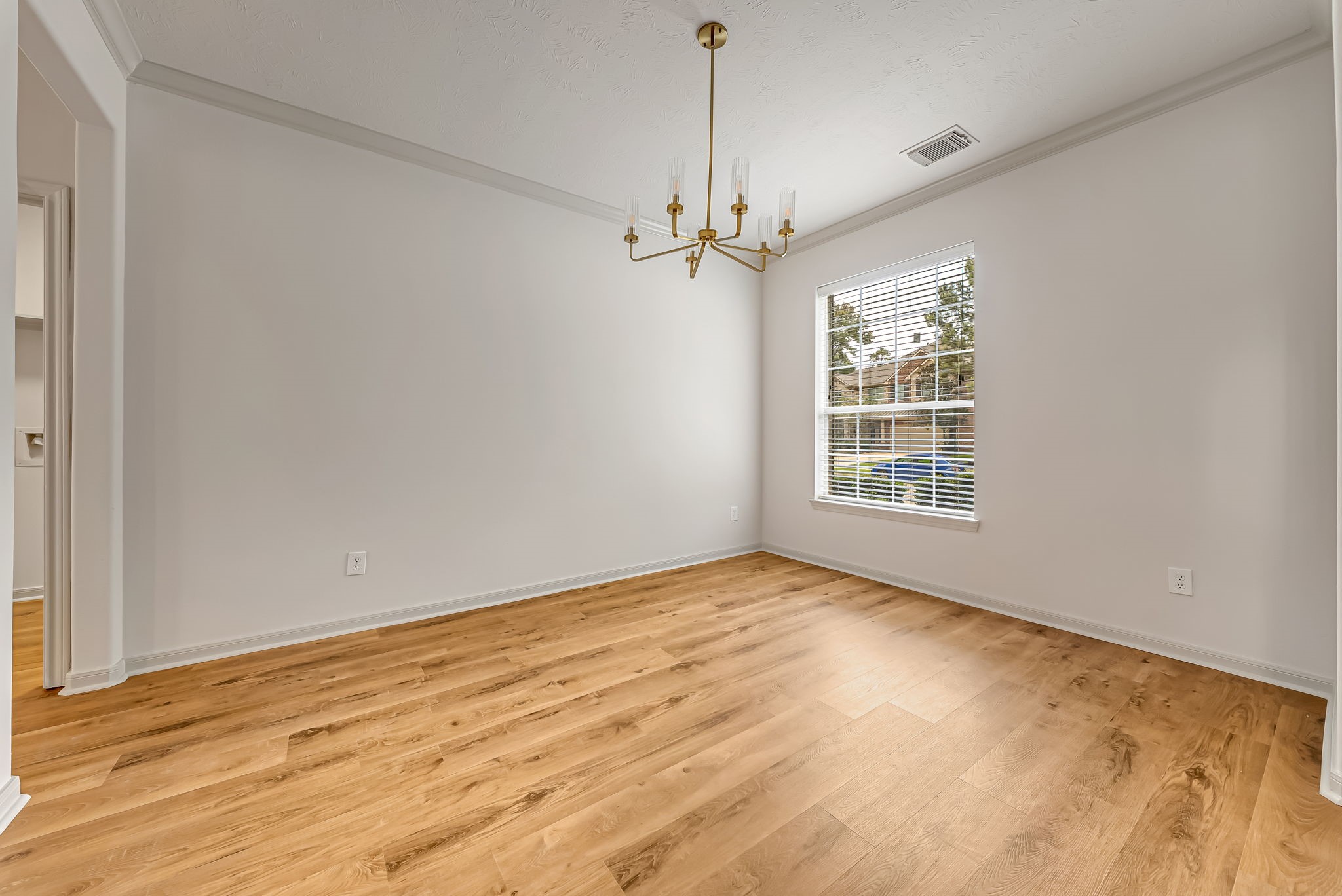 18322 Cape Lookout Way Property Photo 6