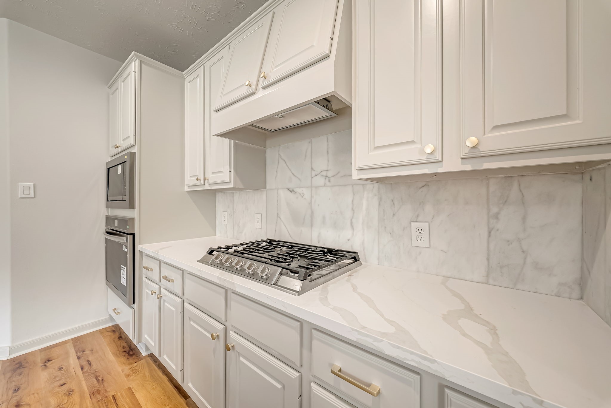18322 Cape Lookout Way Property Photo 11