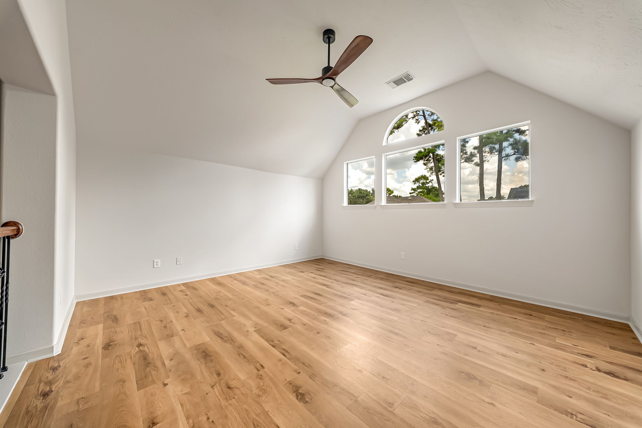 18322 Cape Lookout Way Property Photo 19