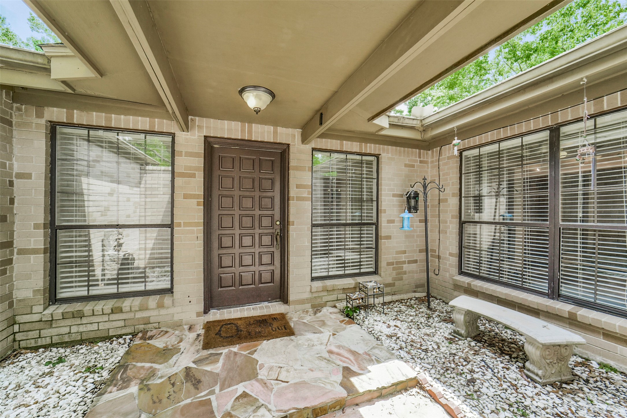 5147 Beechnut Street Property Photo 2