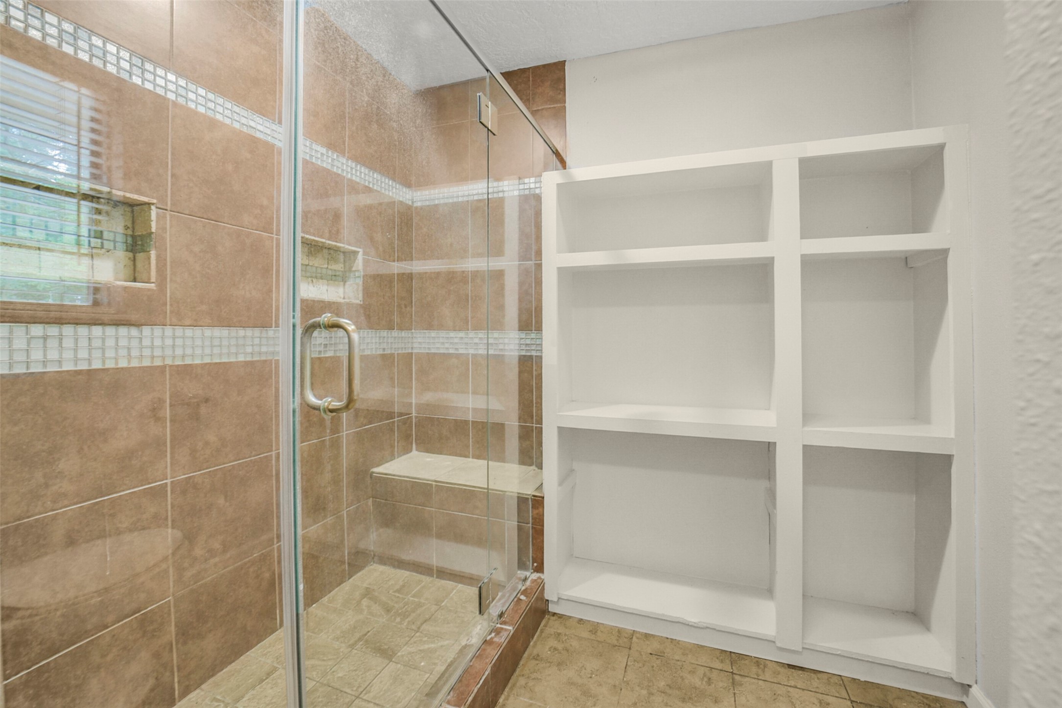 5147 Beechnut Street Property Photo 19