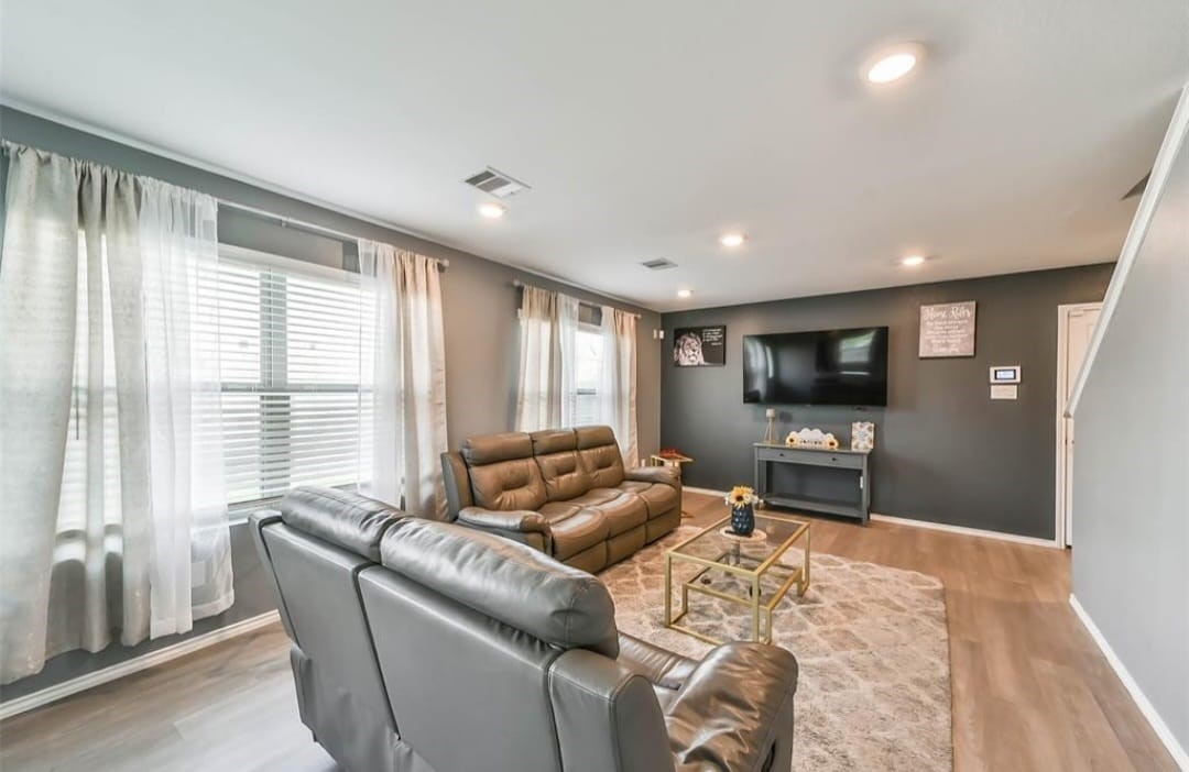162 Kelly Street Property Photo 7