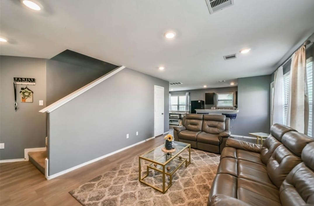 162 Kelly Street Property Photo 8