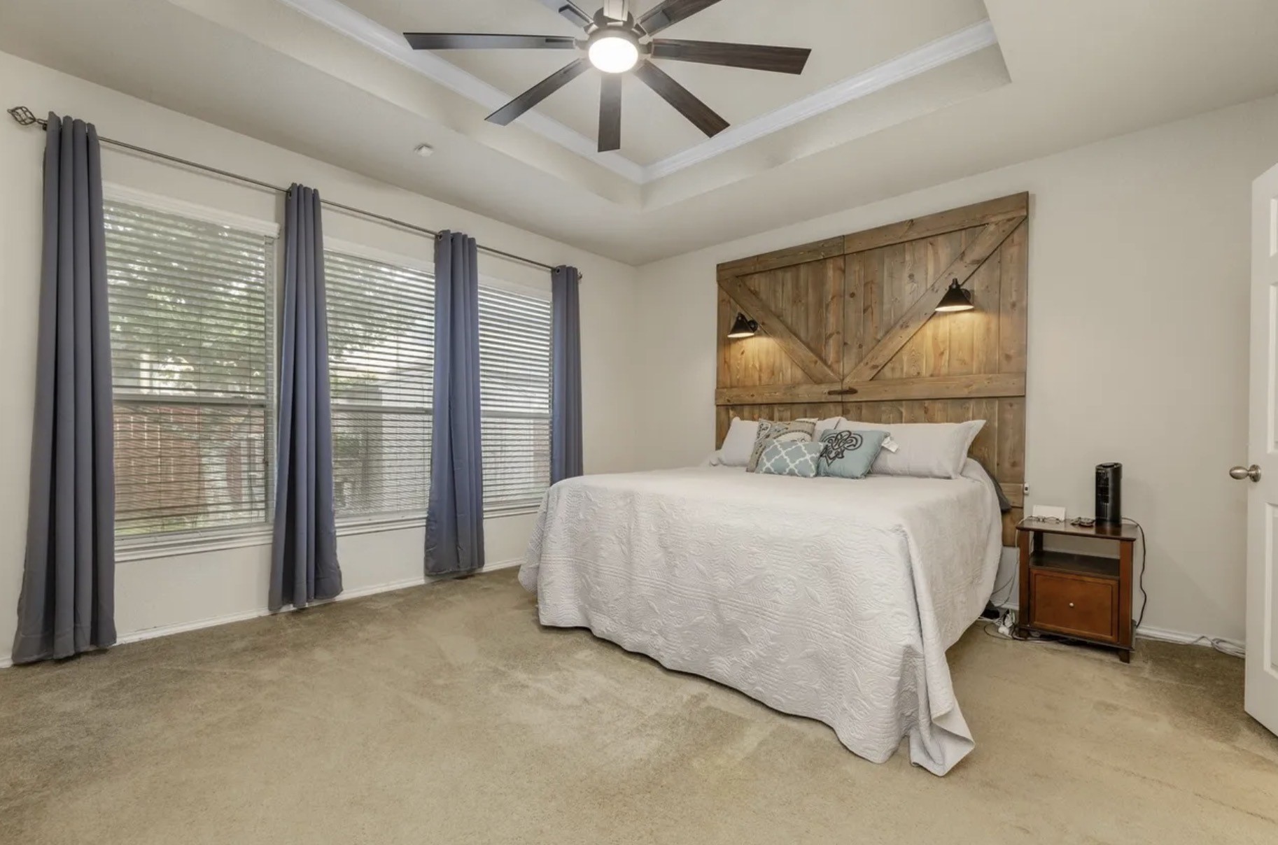 3517 Enchanted Property Photo 8