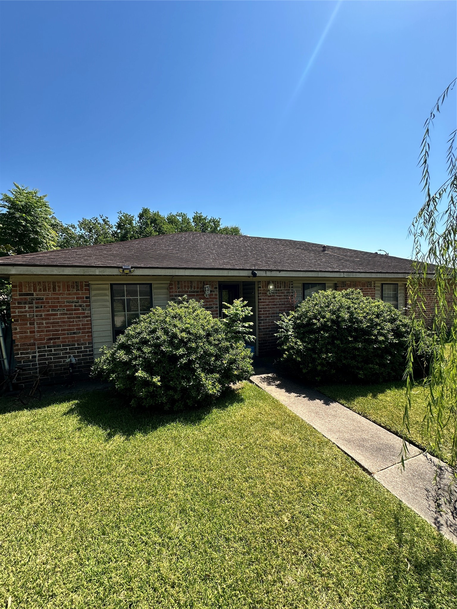12051 Stroud Drive Property Photo 1