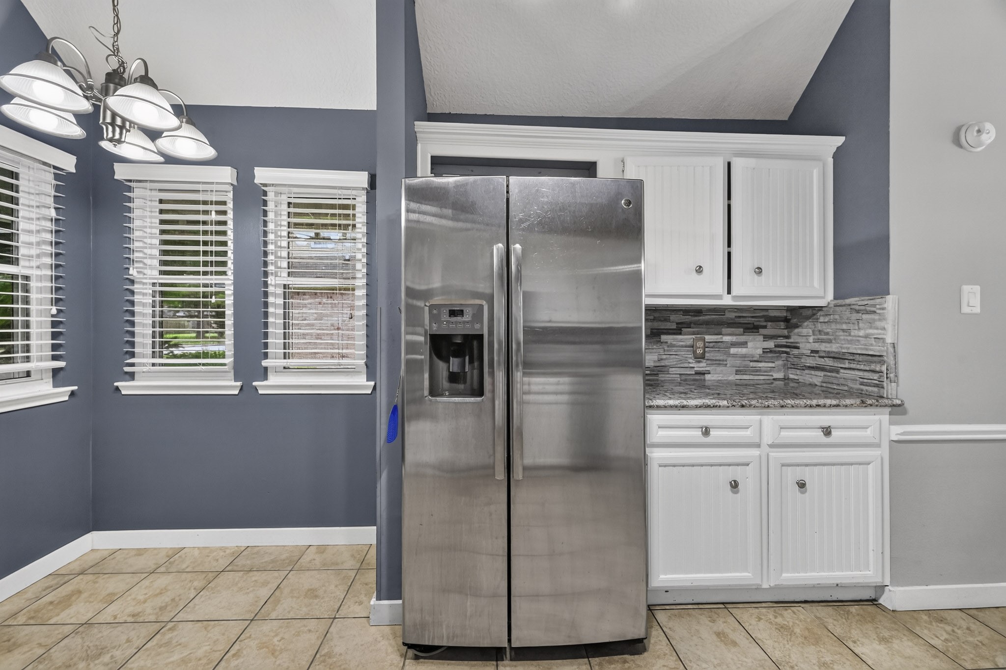 11214 Hambleton Way Property Photo 18