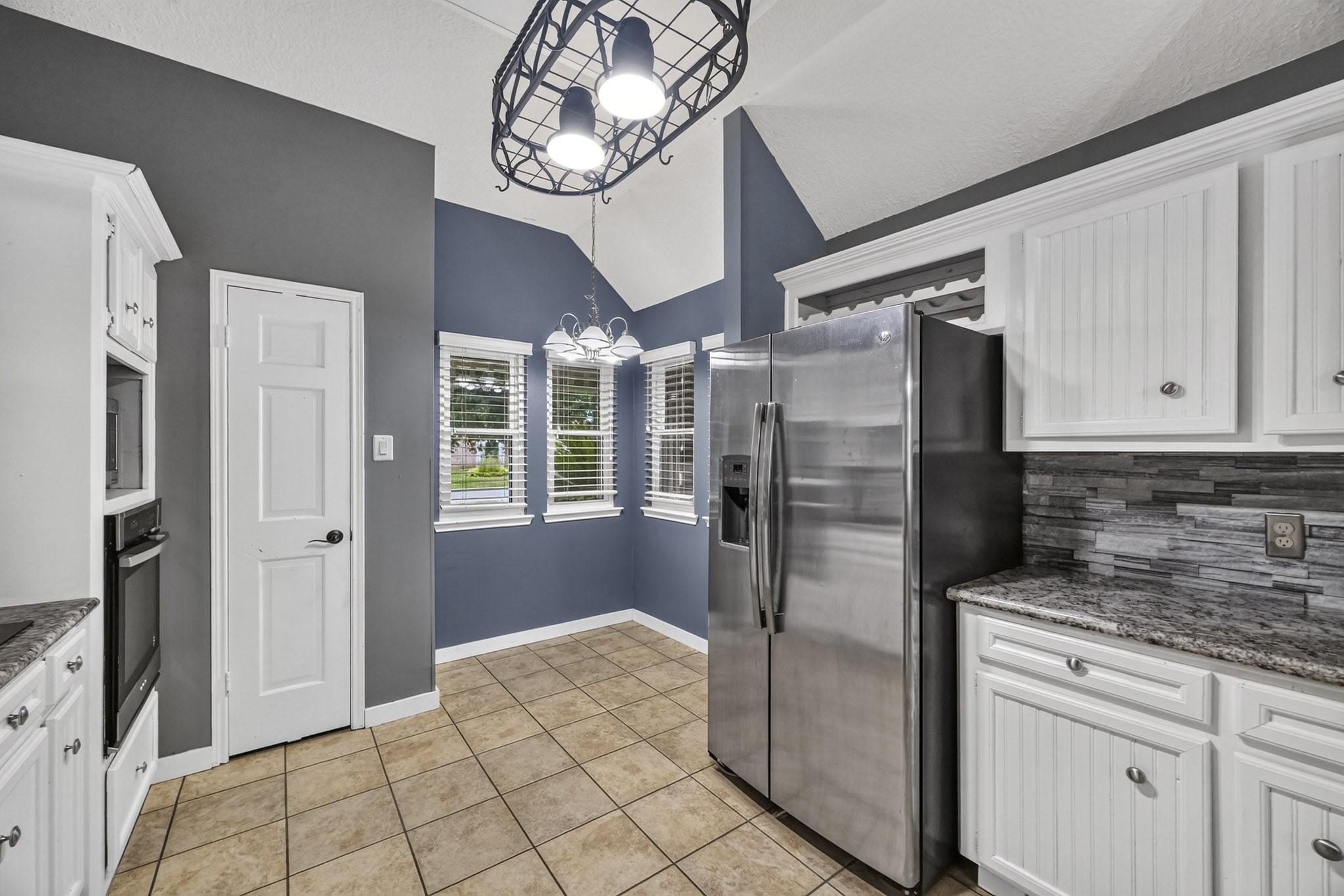 11214 Hambleton Way Property Photo 19