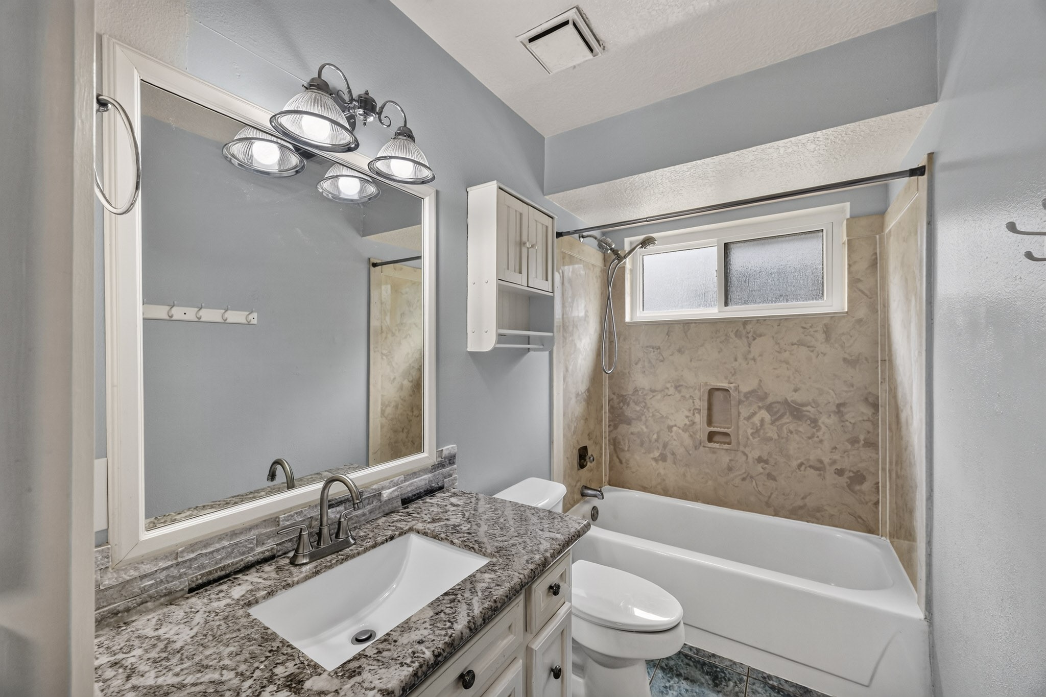11214 Hambleton Way Property Photo 22
