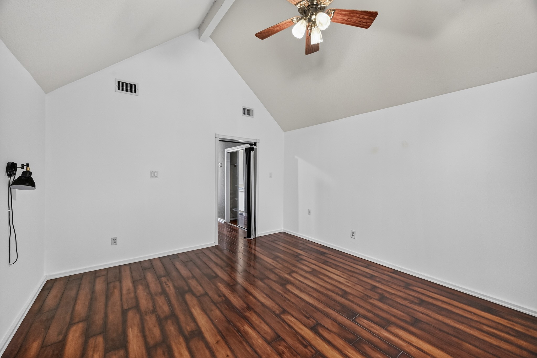 11214 Hambleton Way Property Photo 32