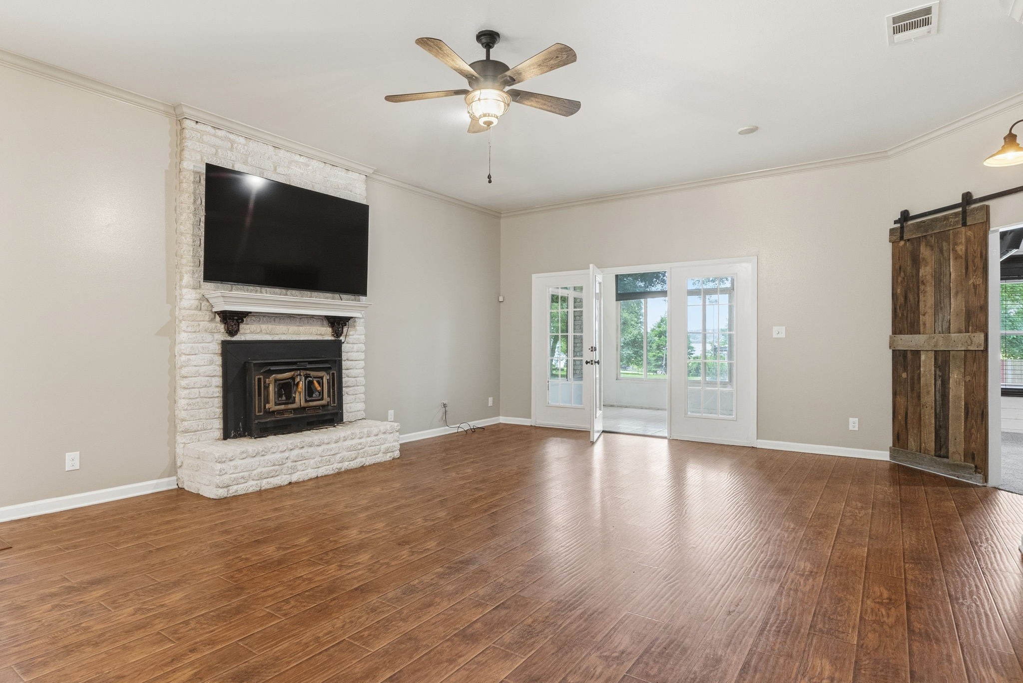 16285 County Road 189 W Property Photo 8
