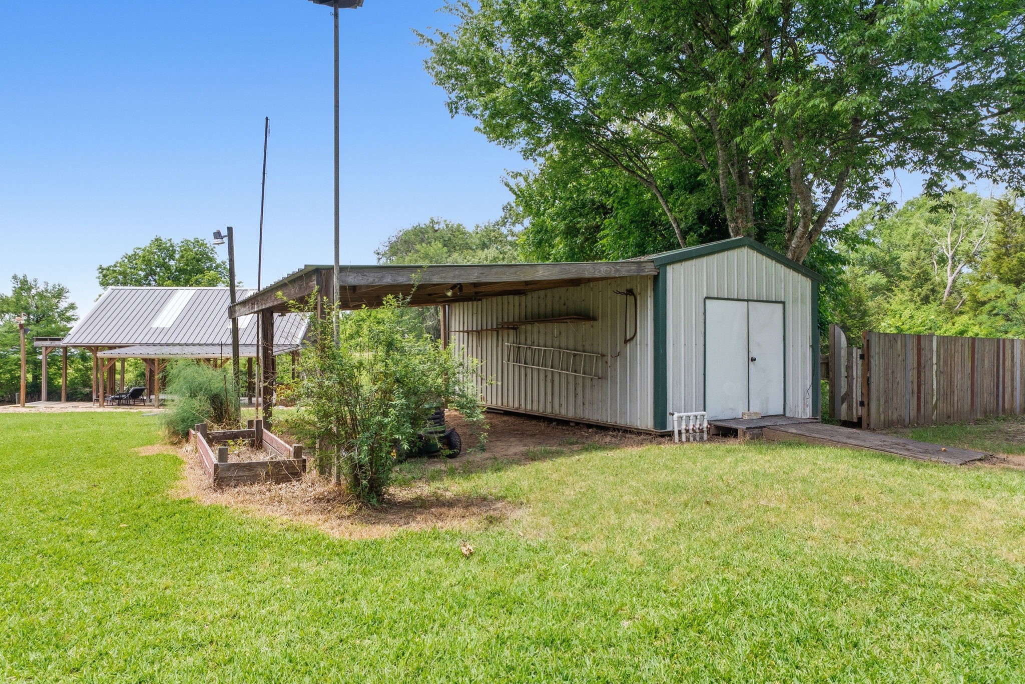 16285 County Road 189 W Property Photo 35