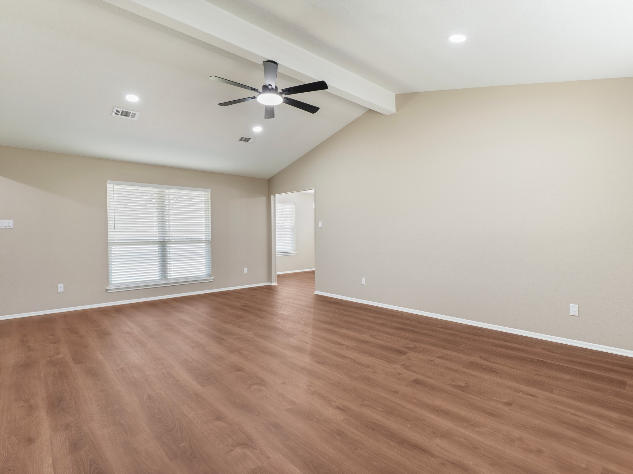 1128 County Road 117 Property Photo 5