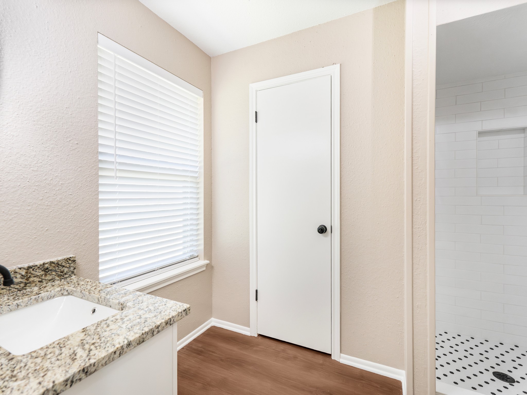 1128 County Road 117 Property Photo 11