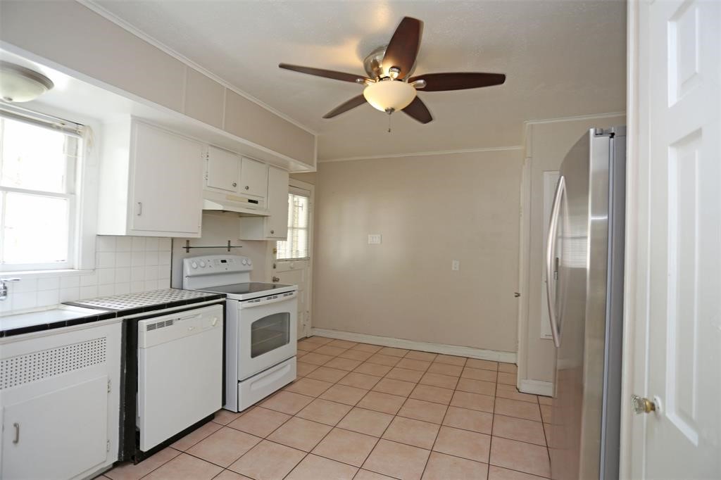 5625 Jackson Street Property Photo 8